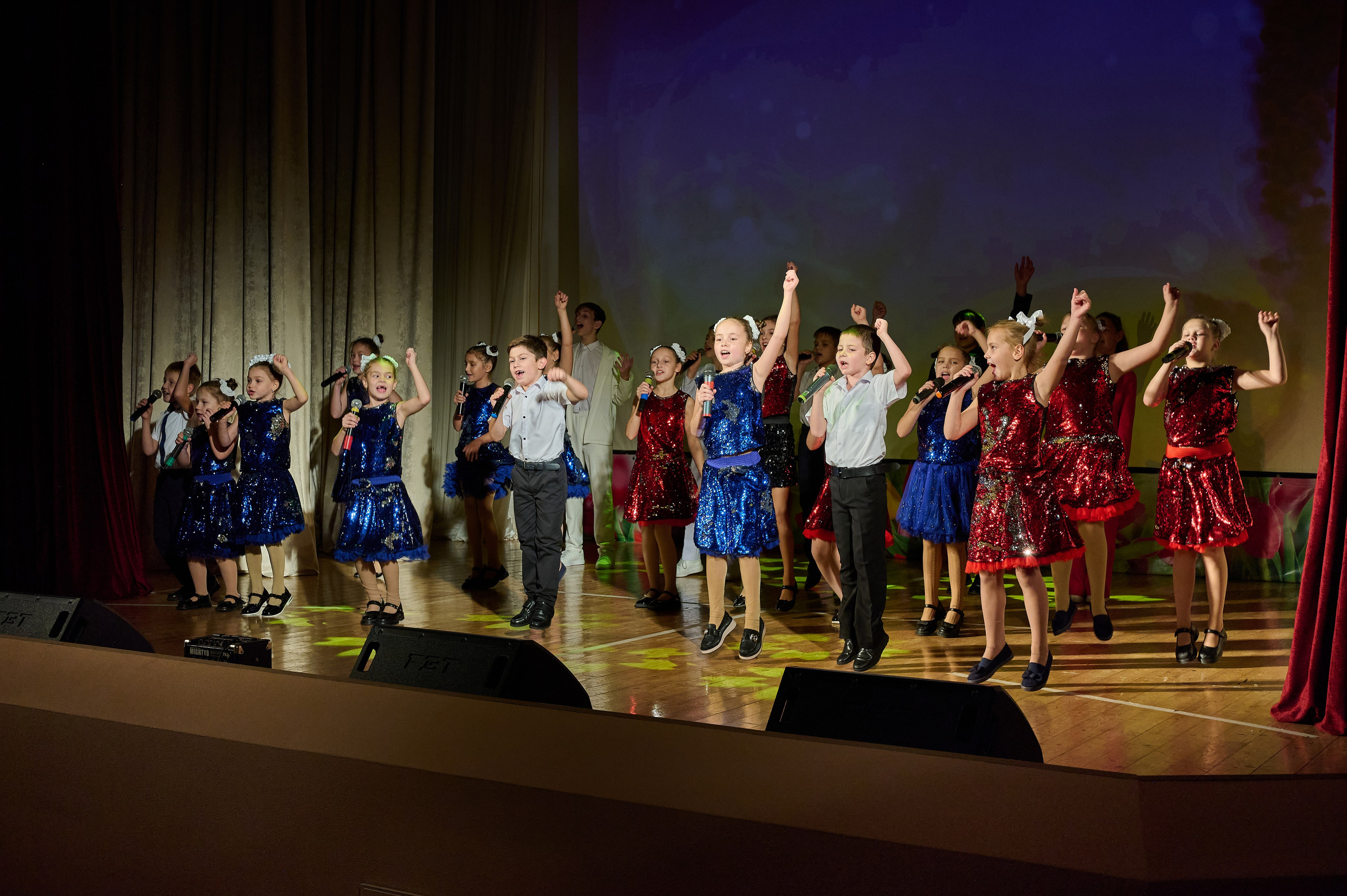 День матери ДК Кабардинка. Жизнь курорта Кабардинка в фотографиях