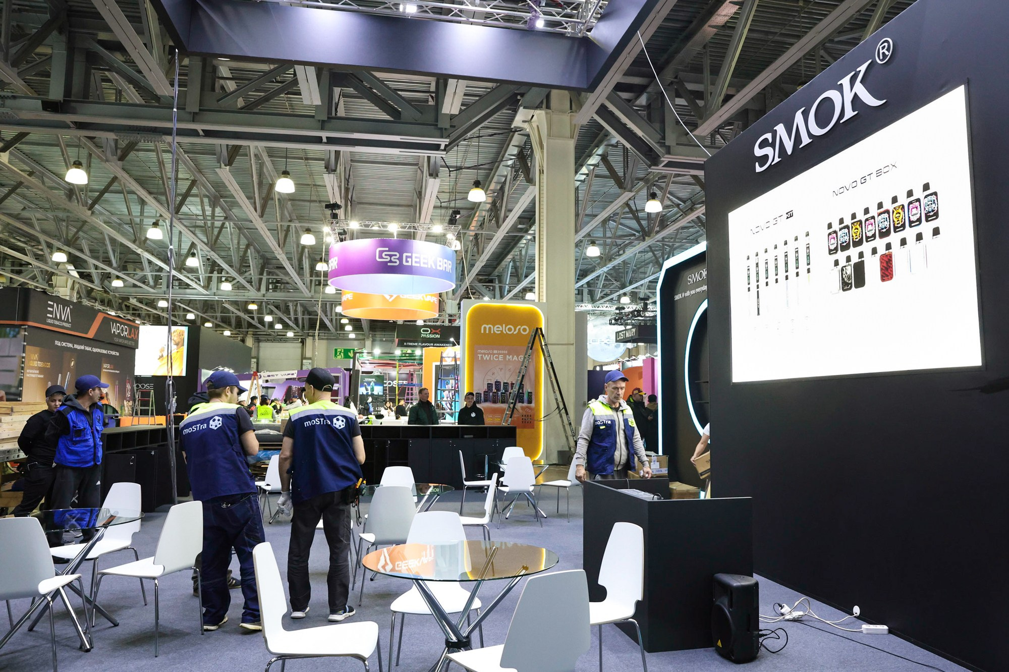 Застройка Vape Club Show. Фотограф Дарья Попова