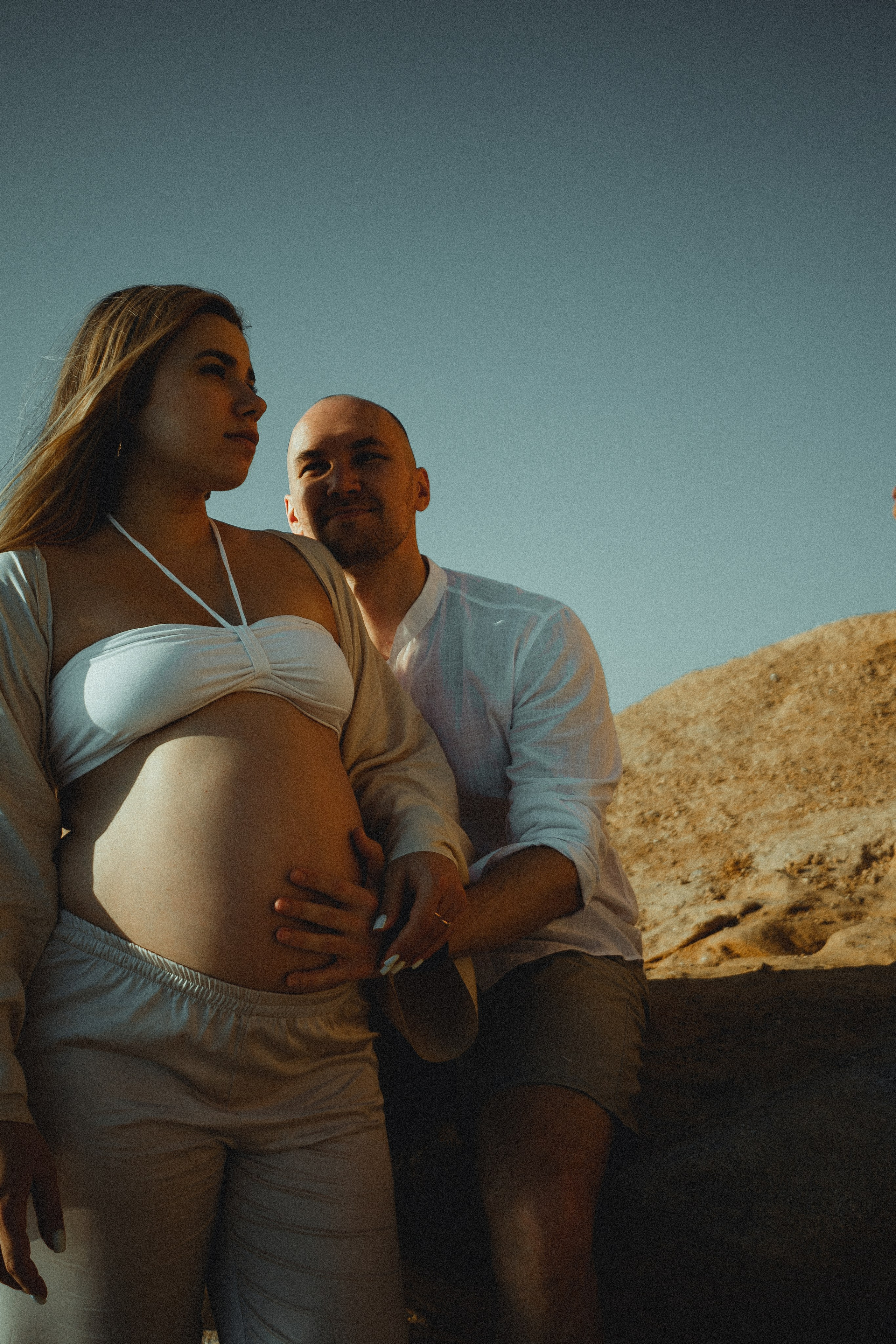 Евгений и Александра на берегу моря. Фотограф в Крыму | Виктория Нотевская