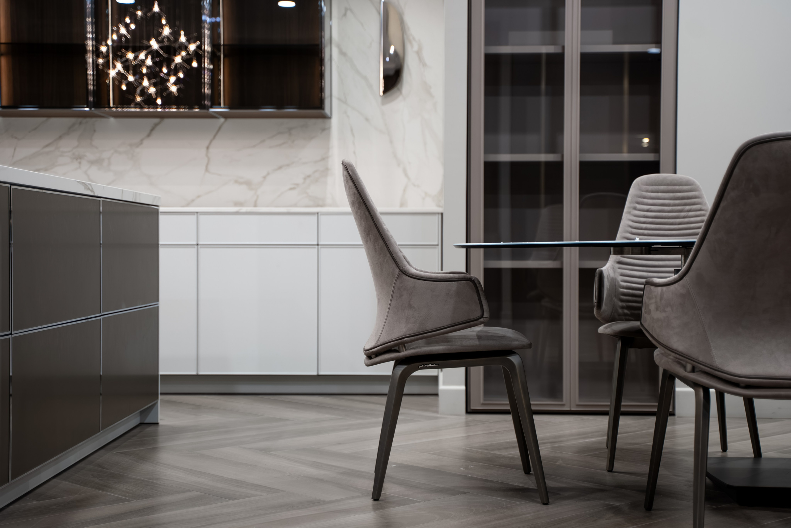 Шоурум WARENDORF. KUSTOV PRODUCTION — профессиональная фотосъёмка в Москве