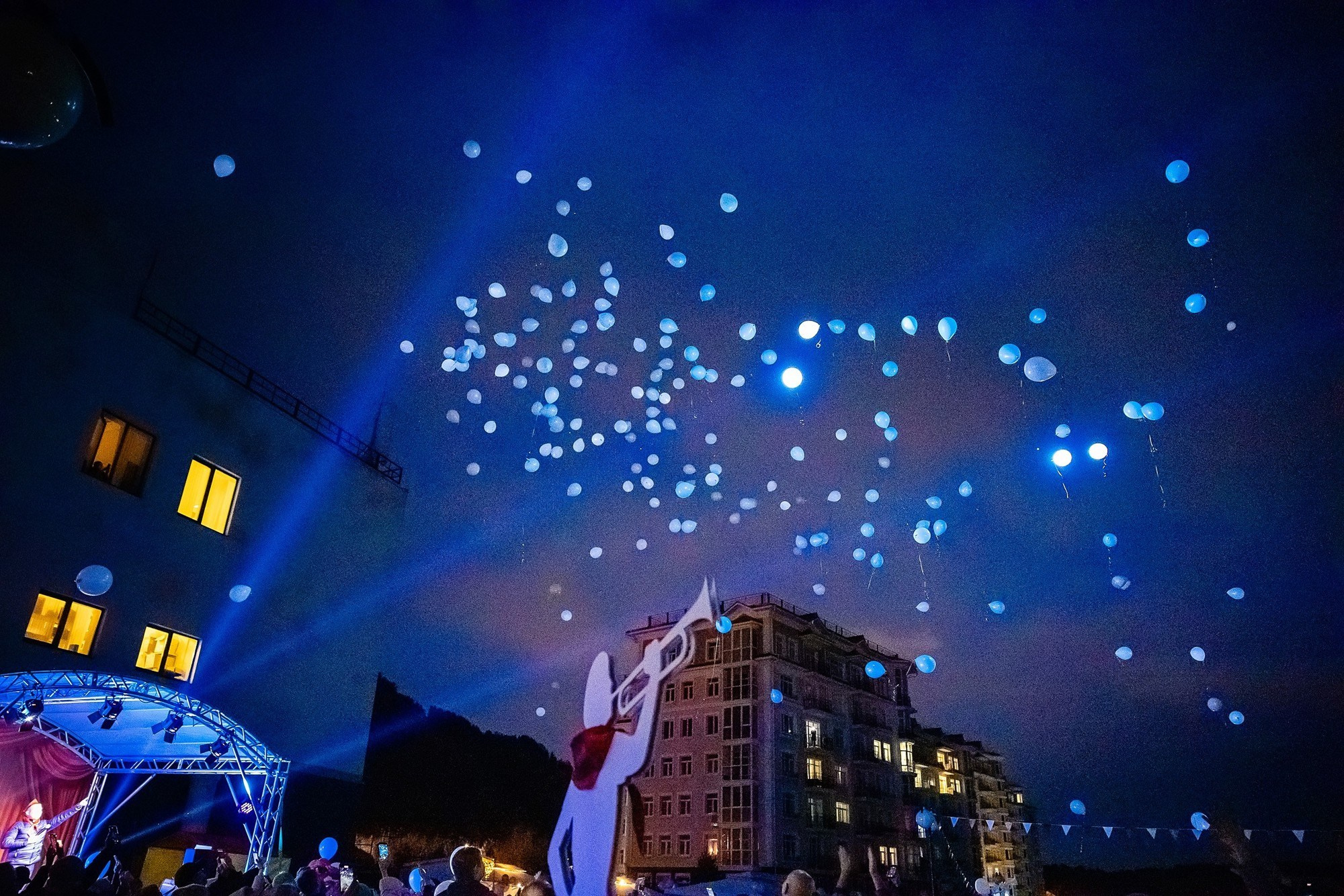 Праздник Осень в Микрорайоне удачный Красноярск