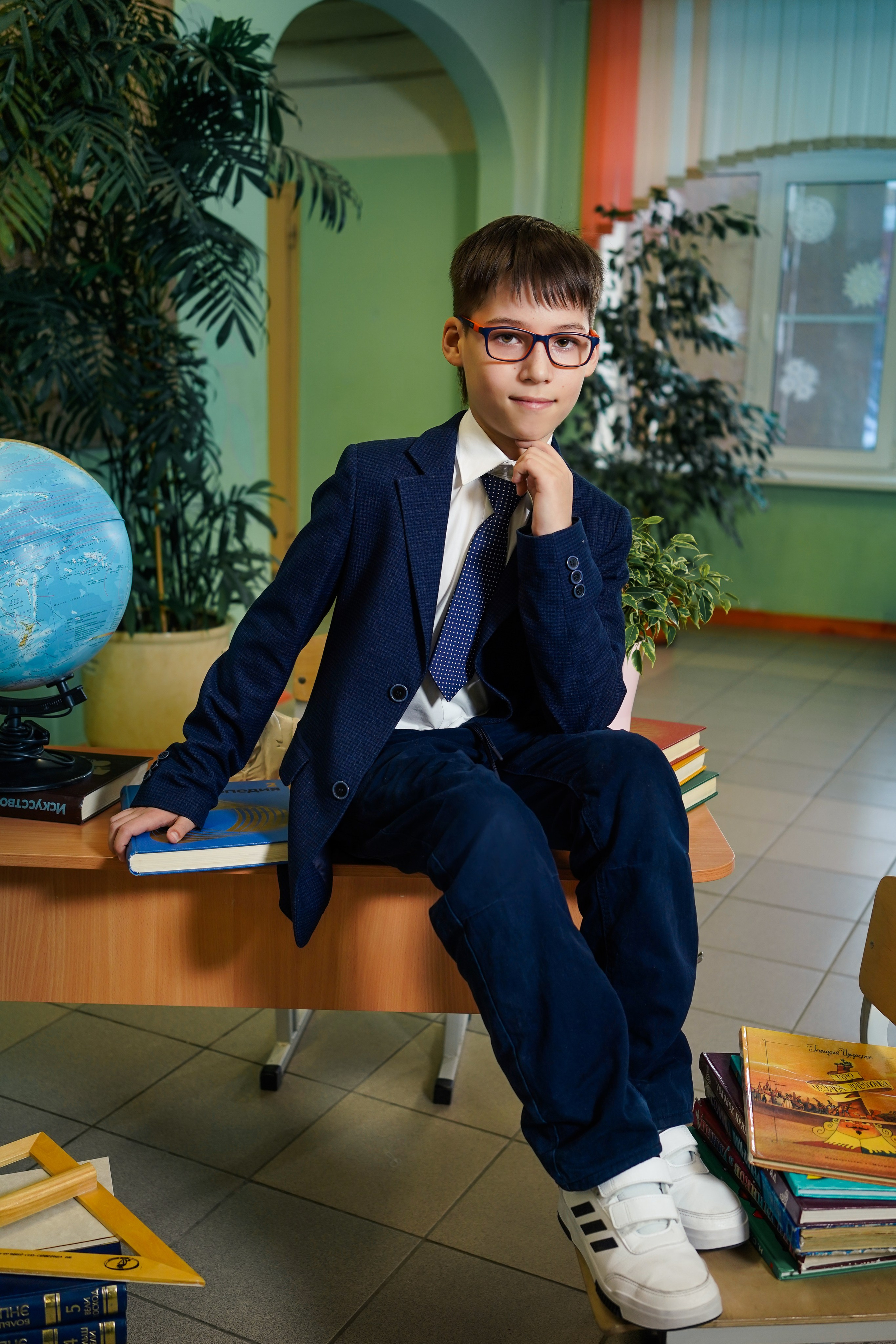 Выпускные альбомы, 4 класс Школа № 175 школьная фотосессия. Семейный и портретный фотограф в Екатеринбурге Анна Лобанова