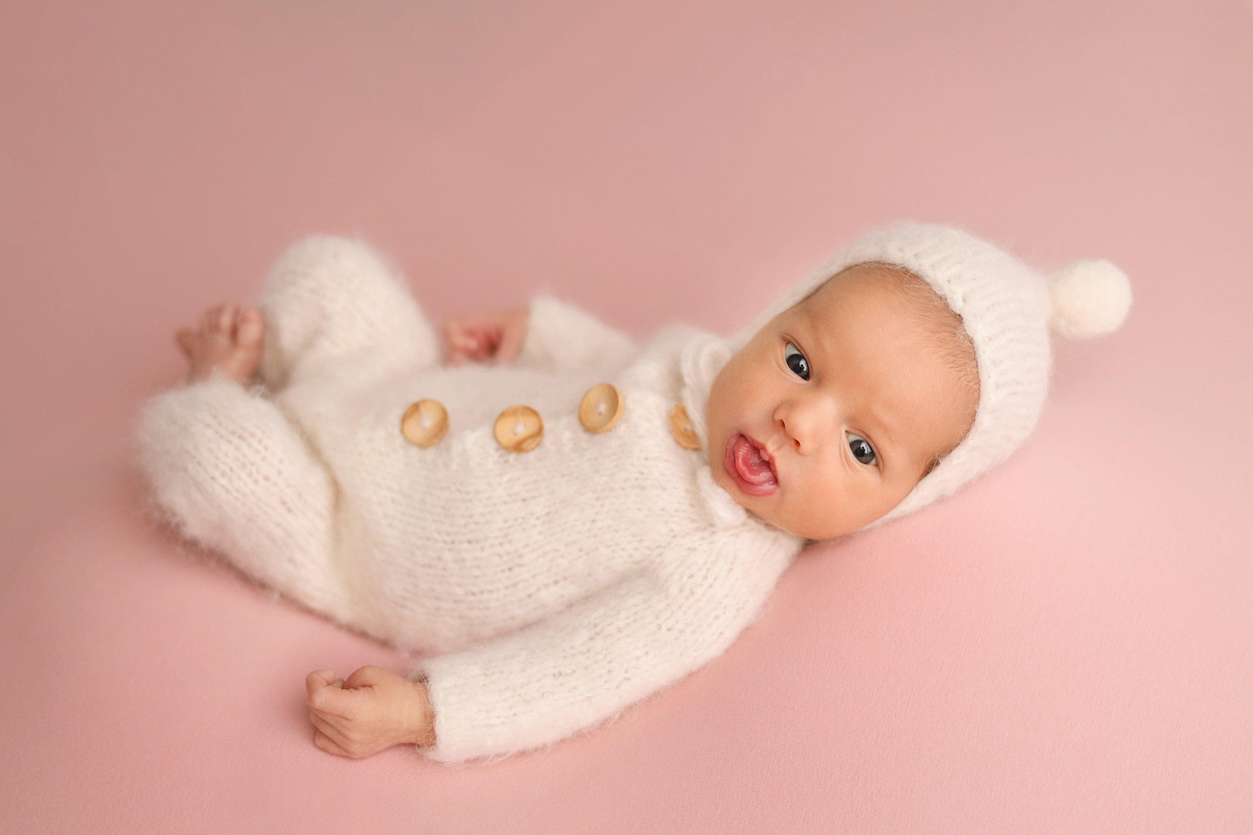 Ньюборн съемка двойняшек в Москве. Фотограф новорожденных Москва. Ньюборн фотограф Москва