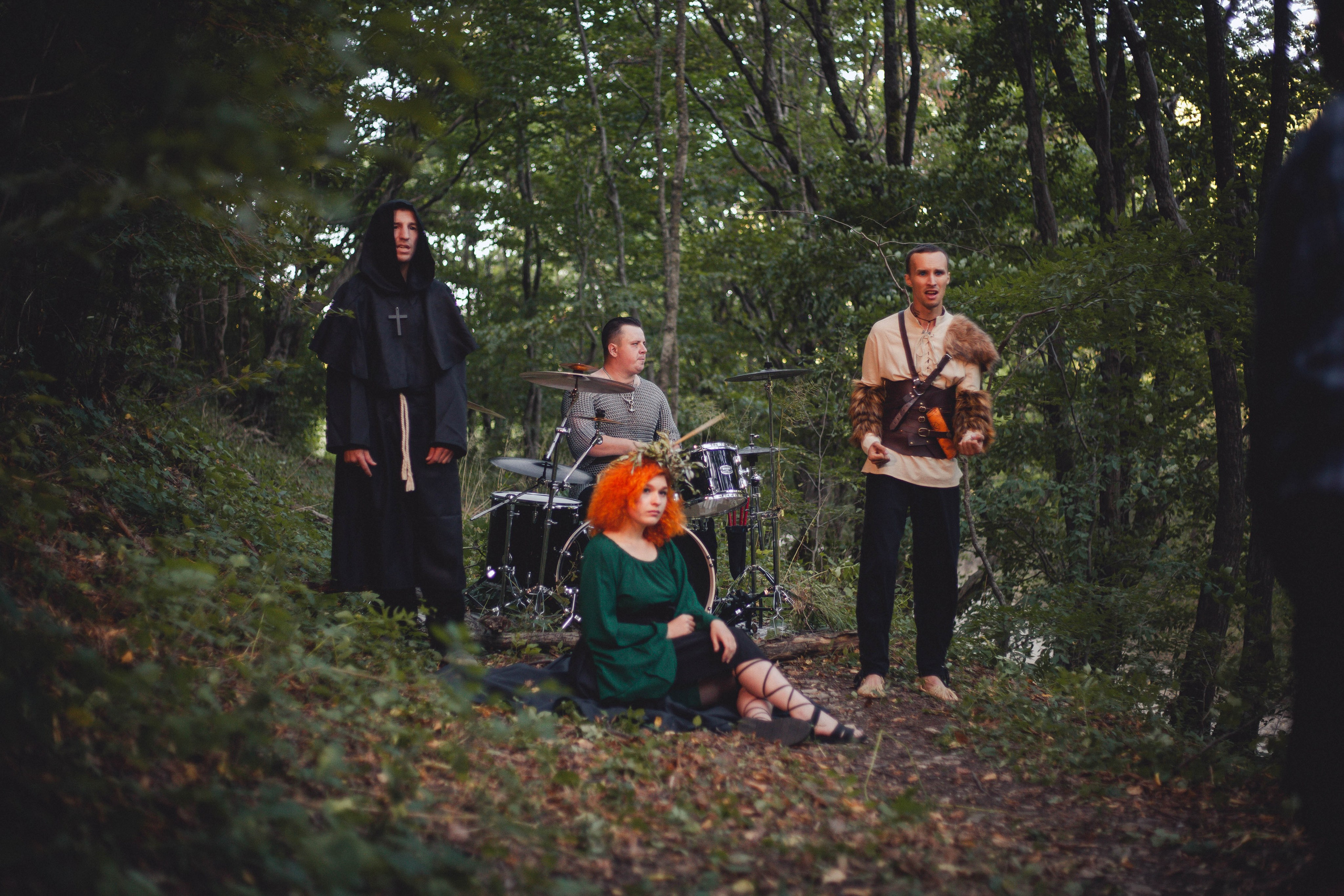 Клип. Уличный фотограф Города N