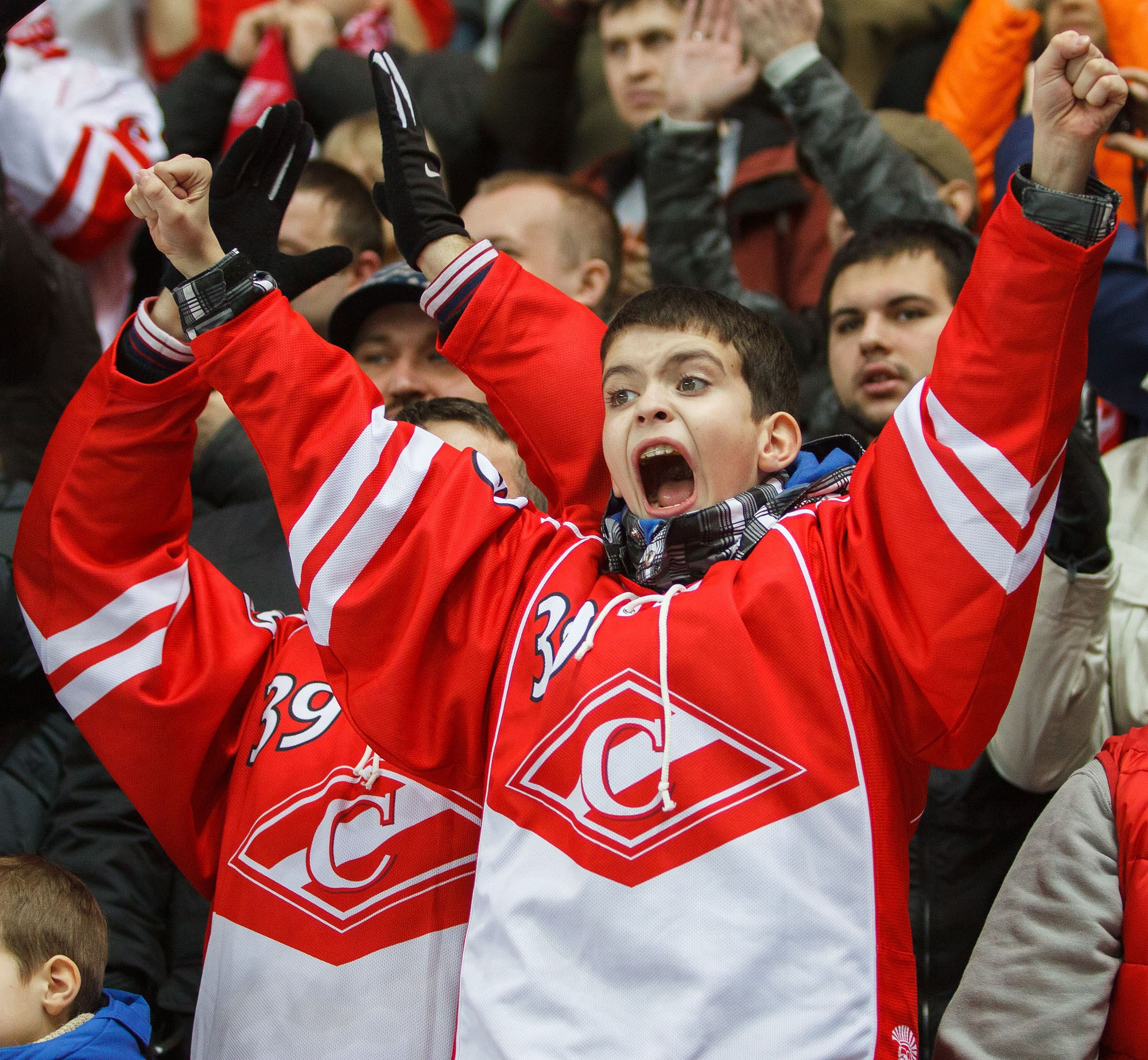 Болельщики на матчах. Репортажный фотограф в Москве