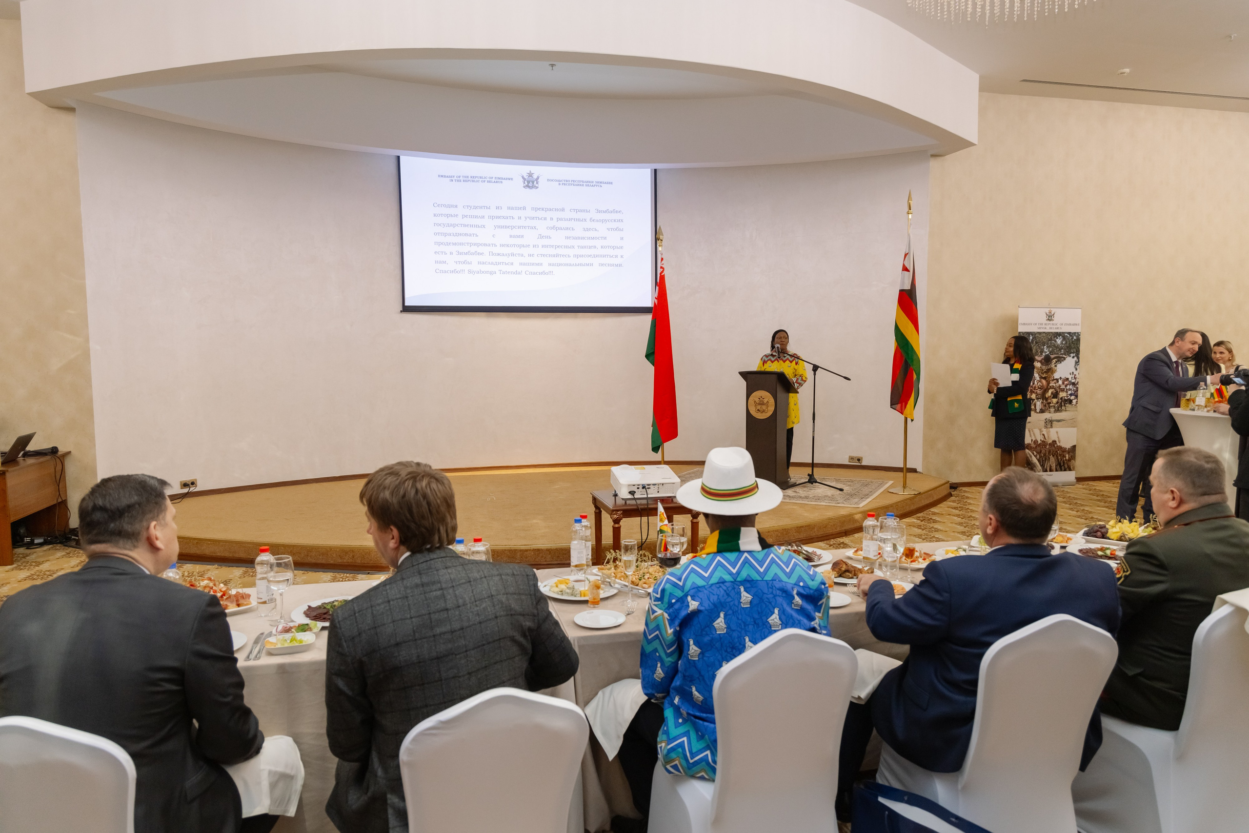 Фотосъемка делегации Посольства Зимбабве в Минске. Свадебный фотограф в Минске/Беларуси Сергей Спиридонов