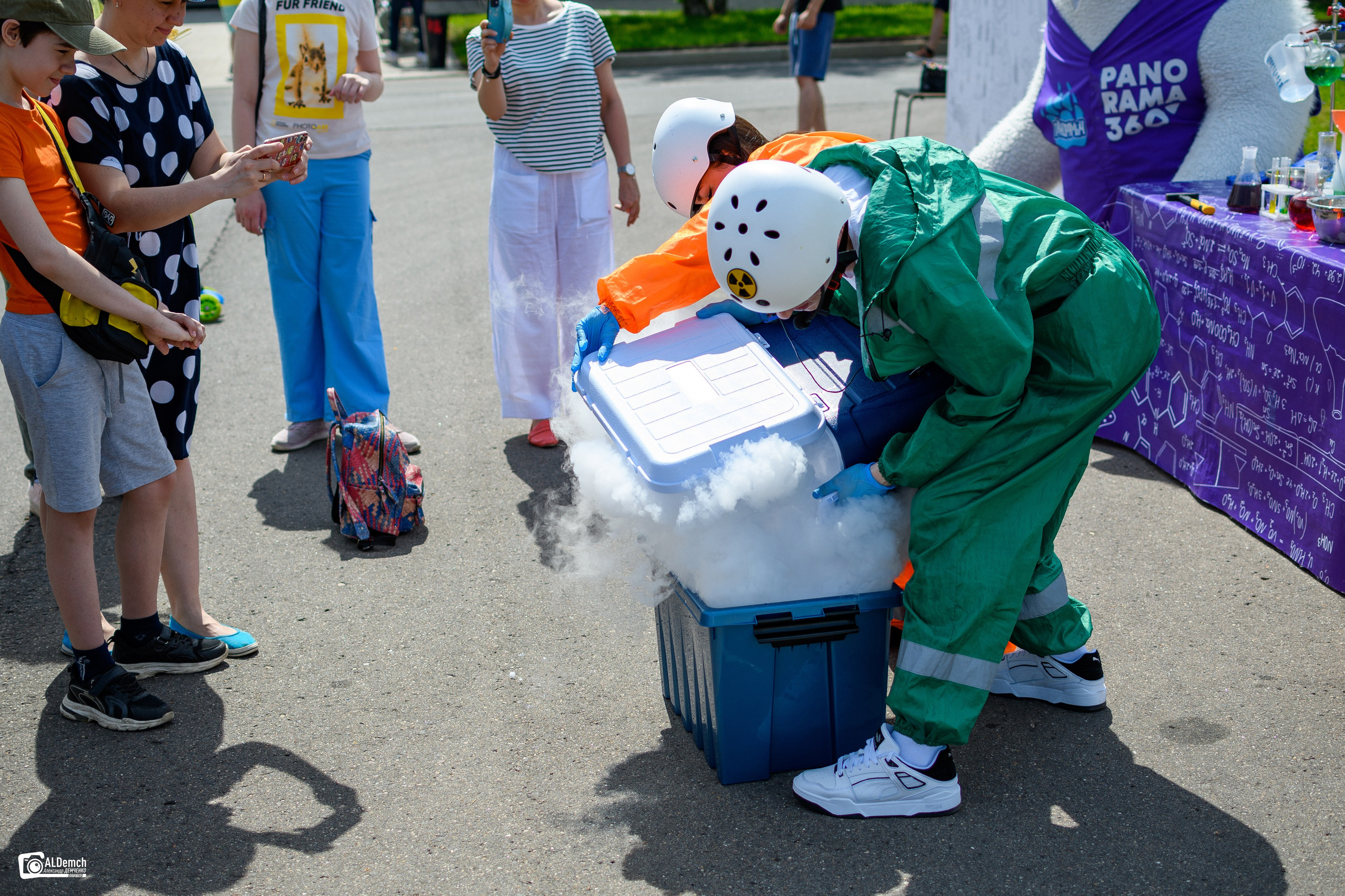 День защиты детей Терракотовая армия в Москве на ВДНХ фото