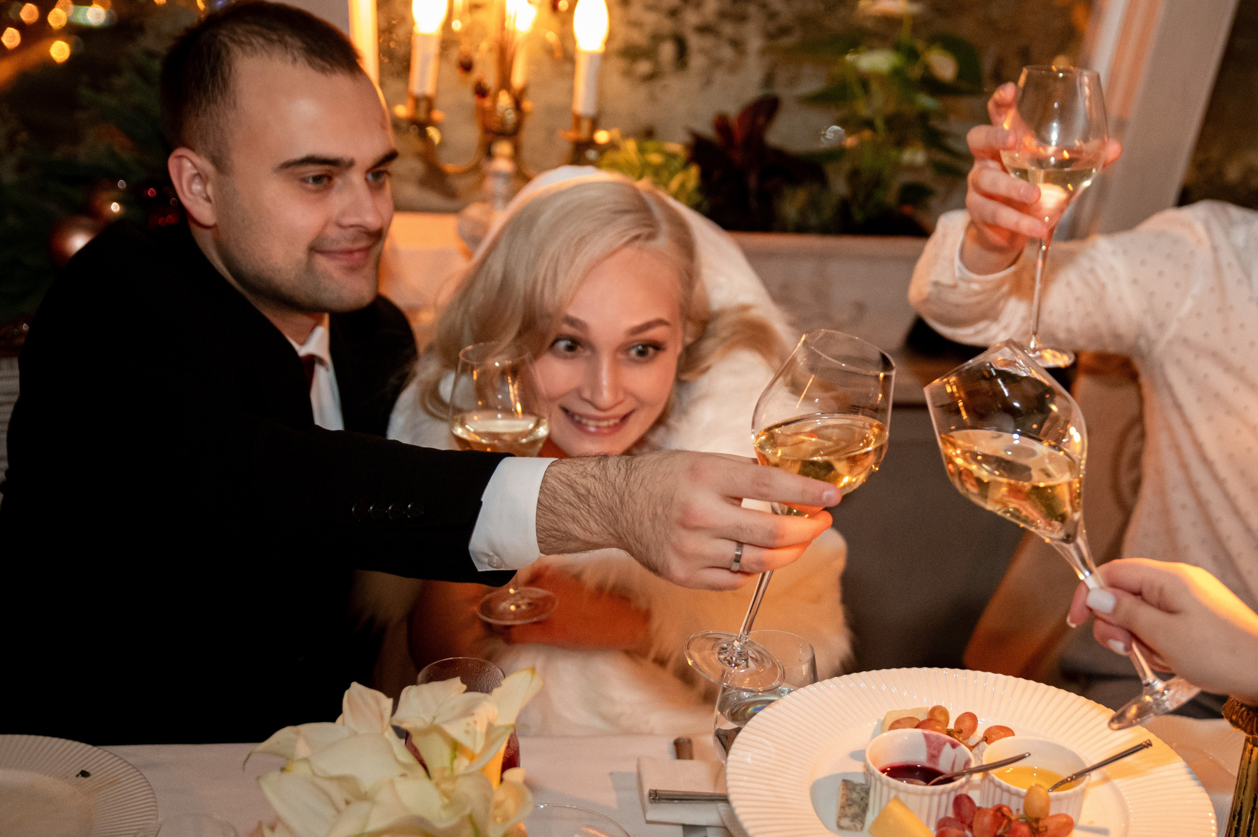 Свадебная фотосессия в Radisson Collection Hotel мск. Свадебный и портретный фотограф в Москве Жердев Даниил