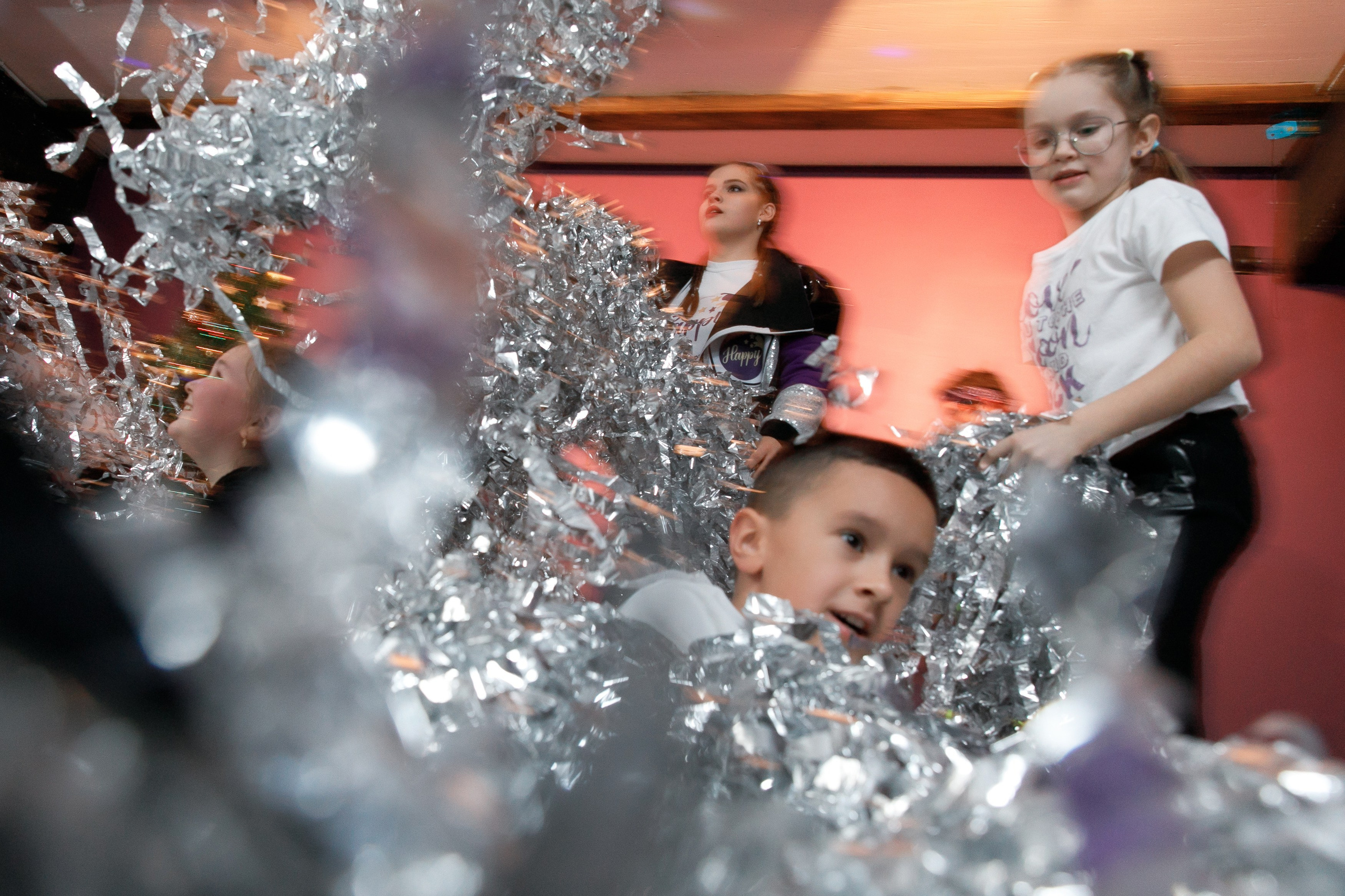 Школа «Кристалл» | Новогодняя программа. Свадебный, семейный и школьный фотограф в Сызрани Максим Баталов