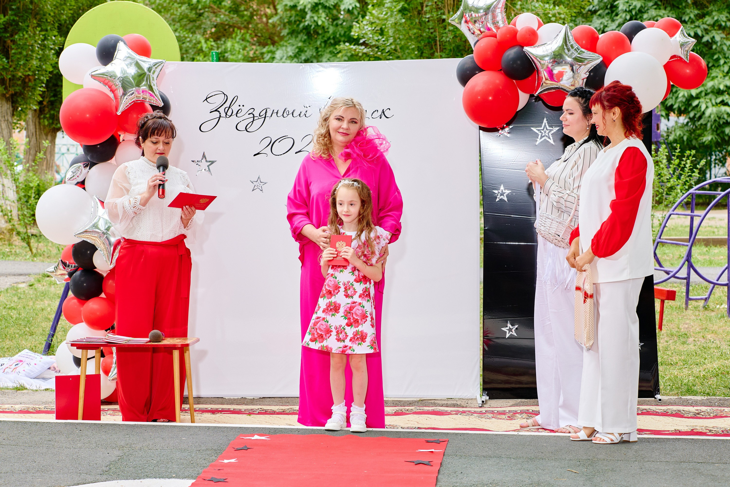 Выпускной 45 сад. Фотограф Выпускные альбомы Таганрог Сергей Коробченко