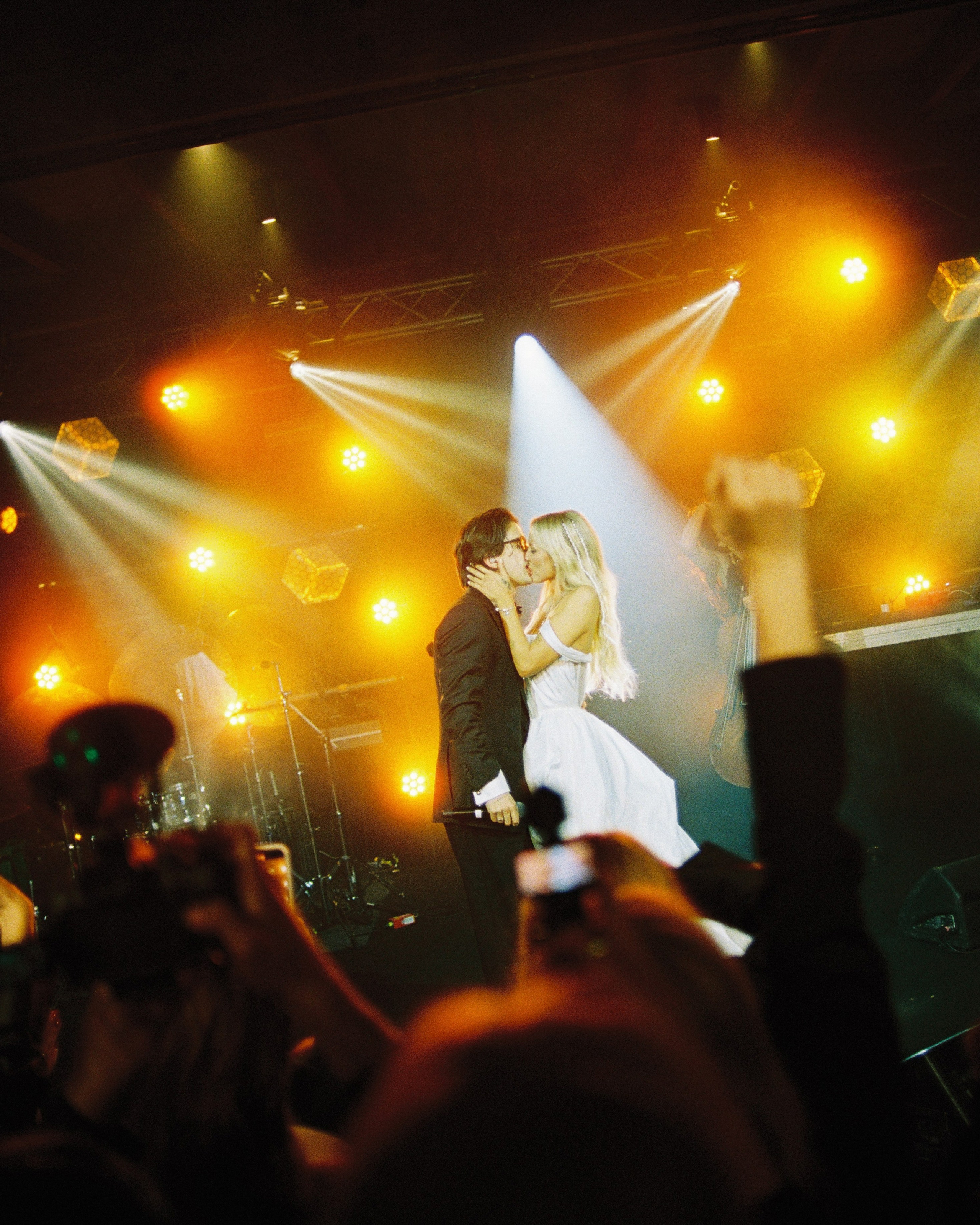 Mary GU feat Wildways. Sasha&Karina Photographers