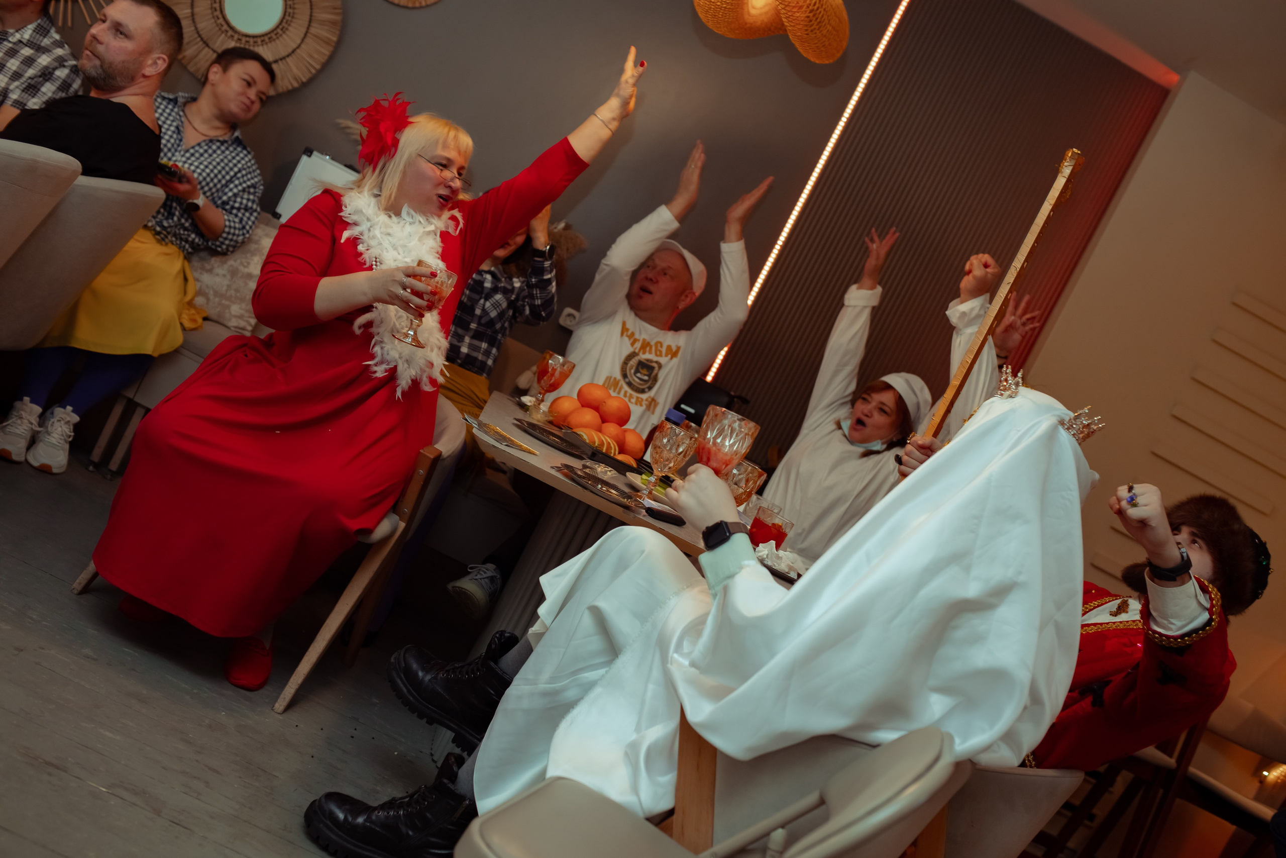 Юбилей Анны в стиле Гайдая. Семейный и детский фотограф в Москве Дорогова Екатерина