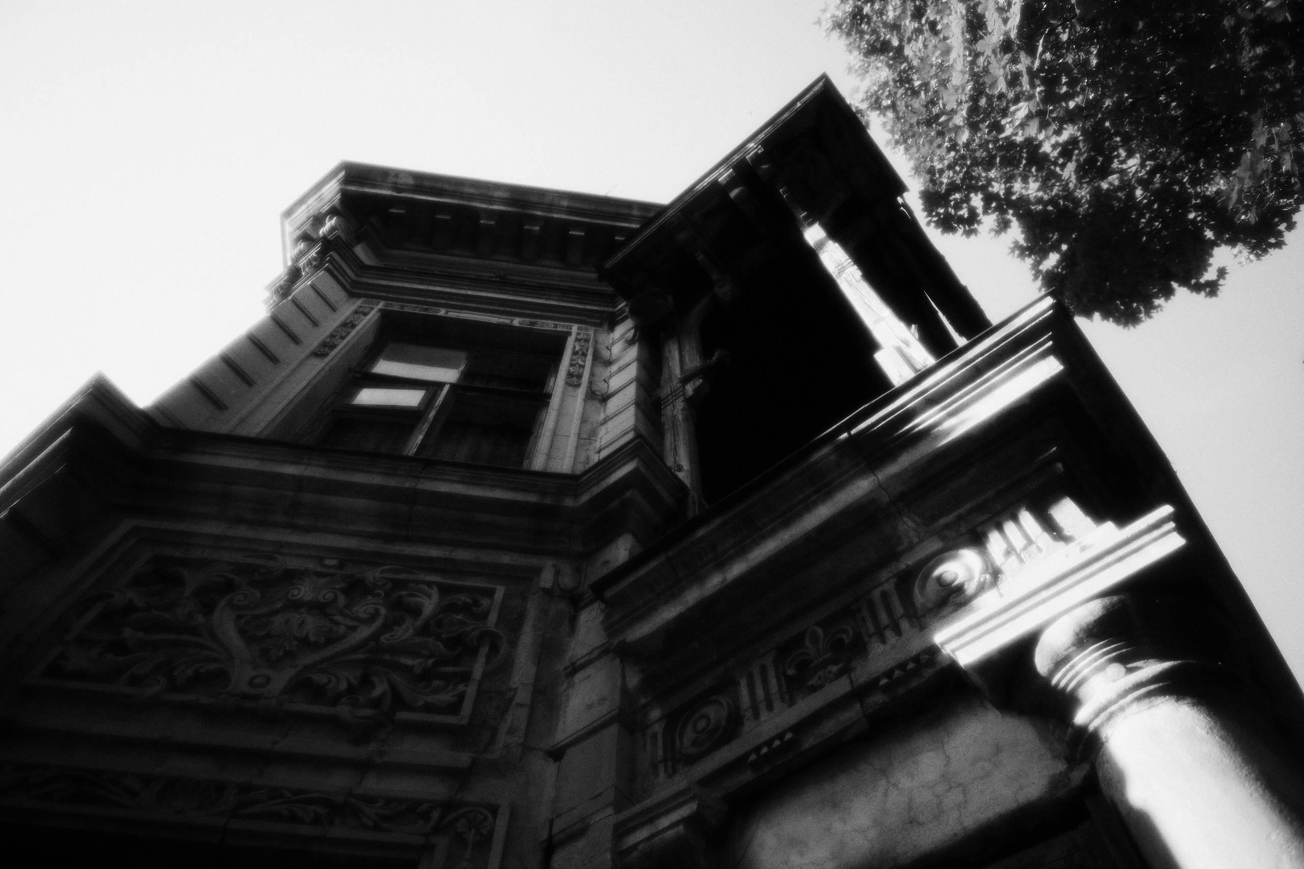 Pachadzhi Mansion. Fashion Photographer Oxana Chernomorets