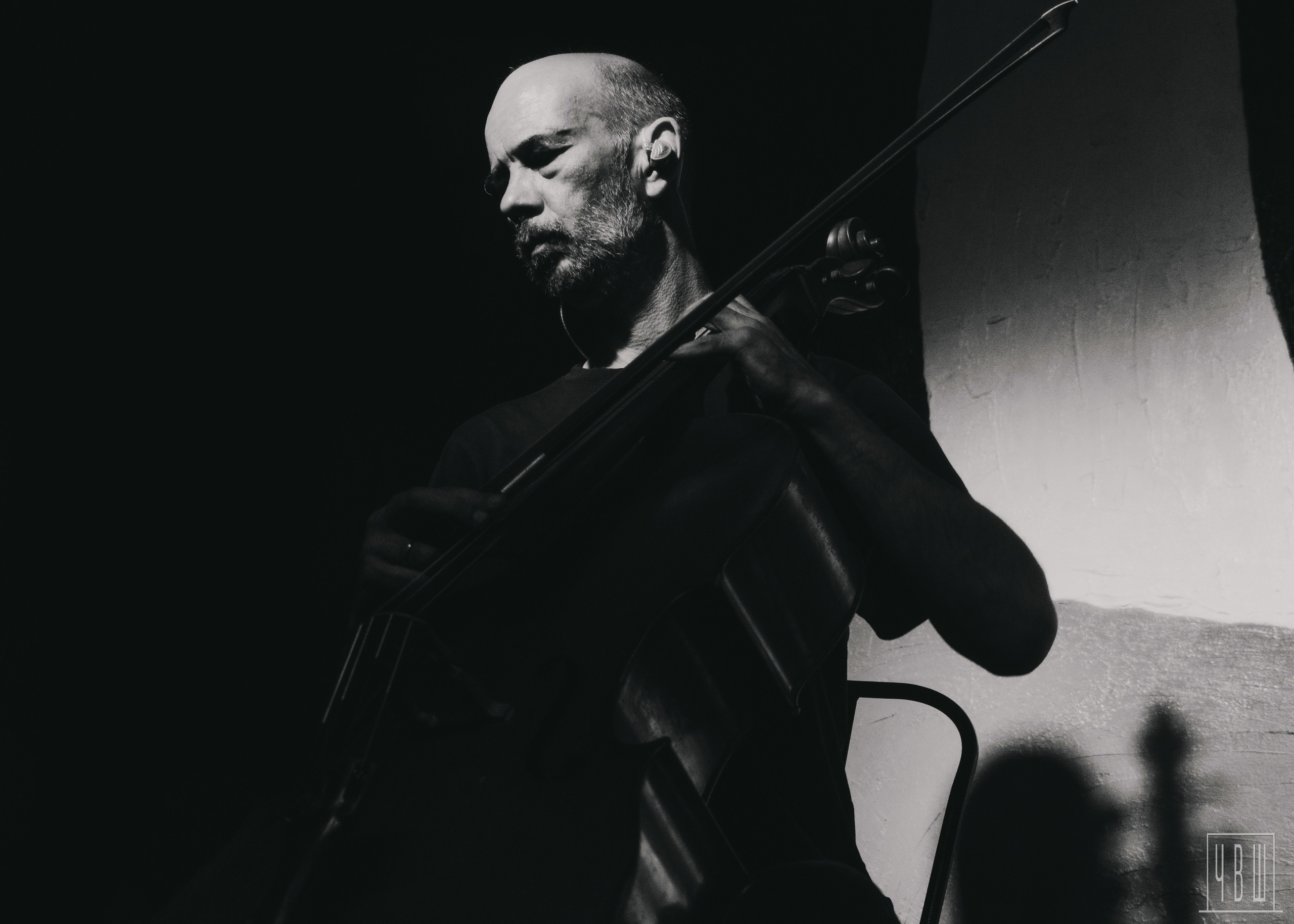 Бранимир, Акимов, Махова, 07.09.2025, Ящик. Человек в Шляпе