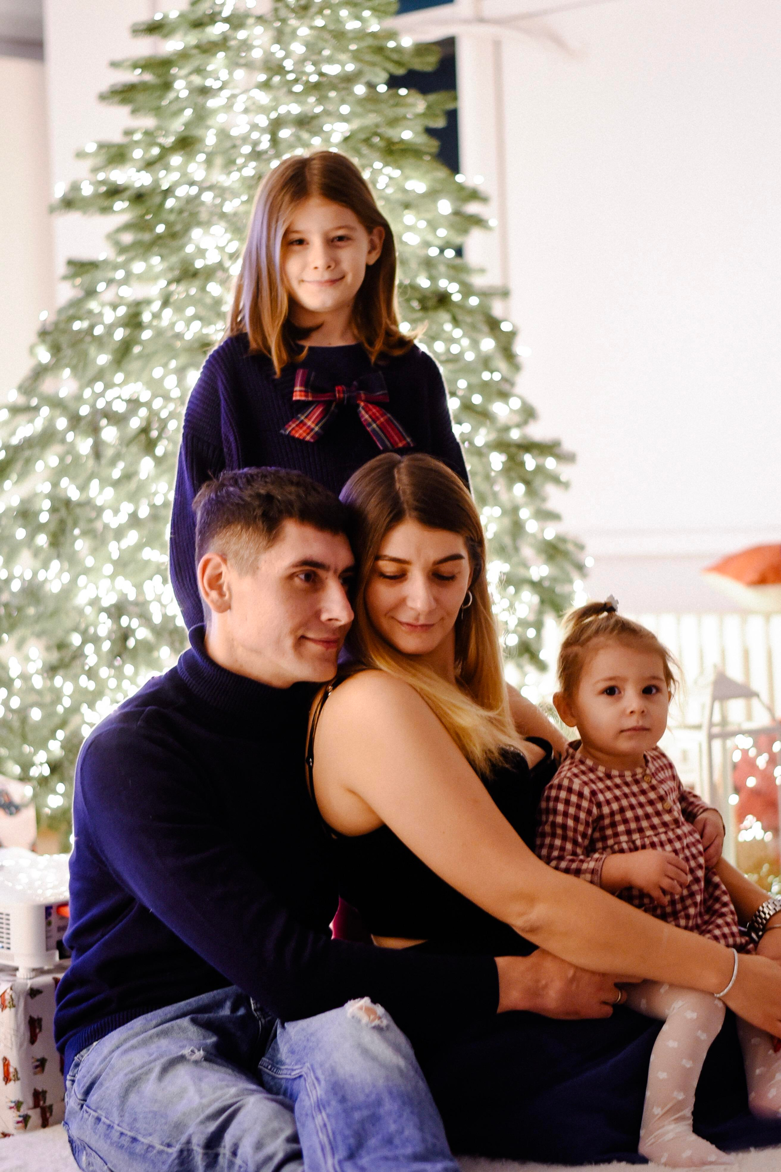 Александра, Илья и девочки Новогодняя. Фотограф Лола Волна, город Москва