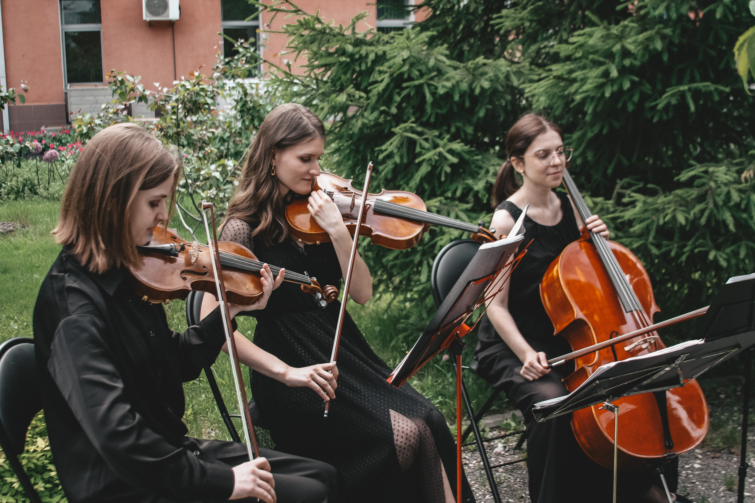 Иван и Надежда Свадебный День Ротонда Дома Клюевых. Фотограф Лола Волна, город Москва