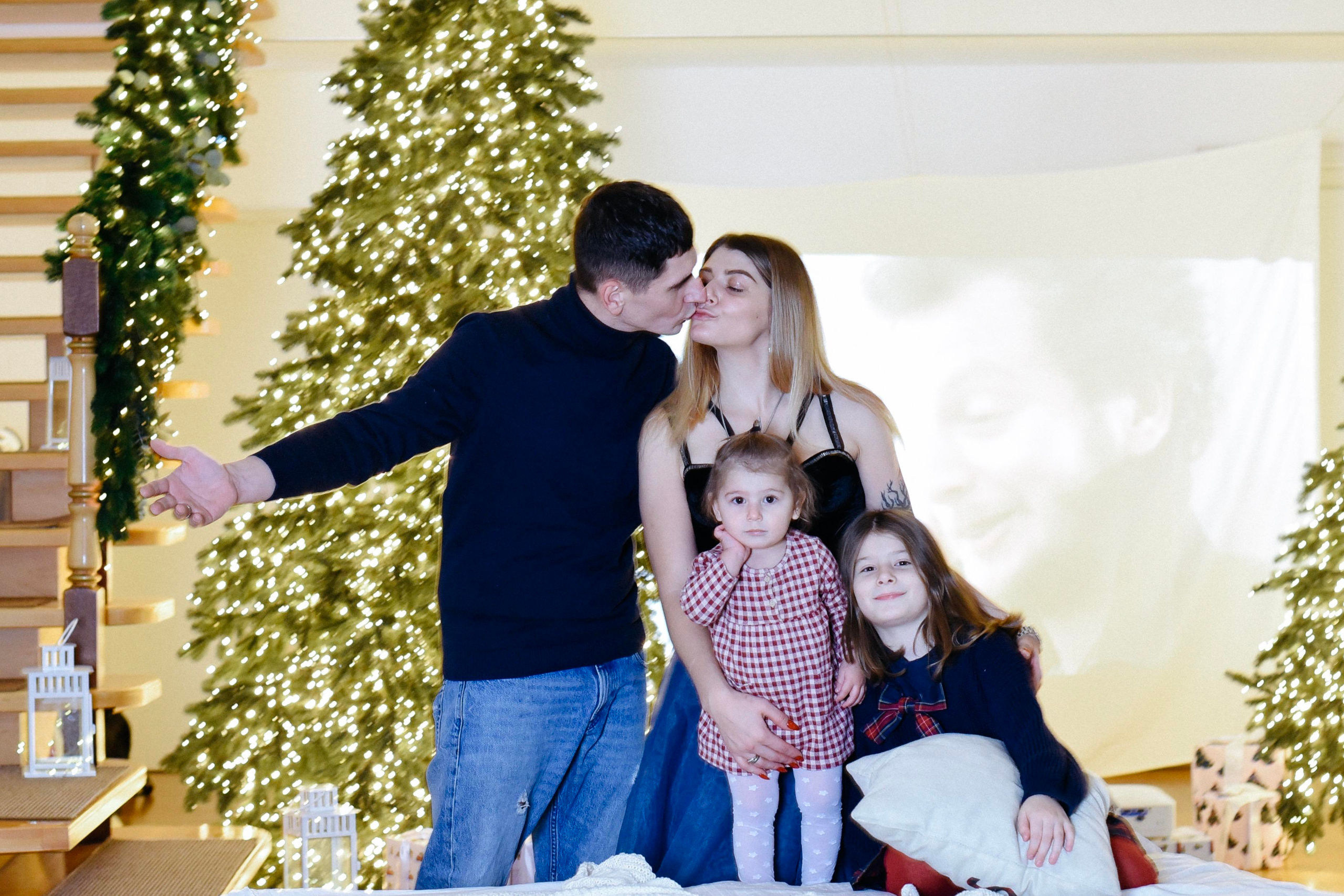 Александра, Илья и девочки Новогодняя. Фотограф Лола Волна, город Москва