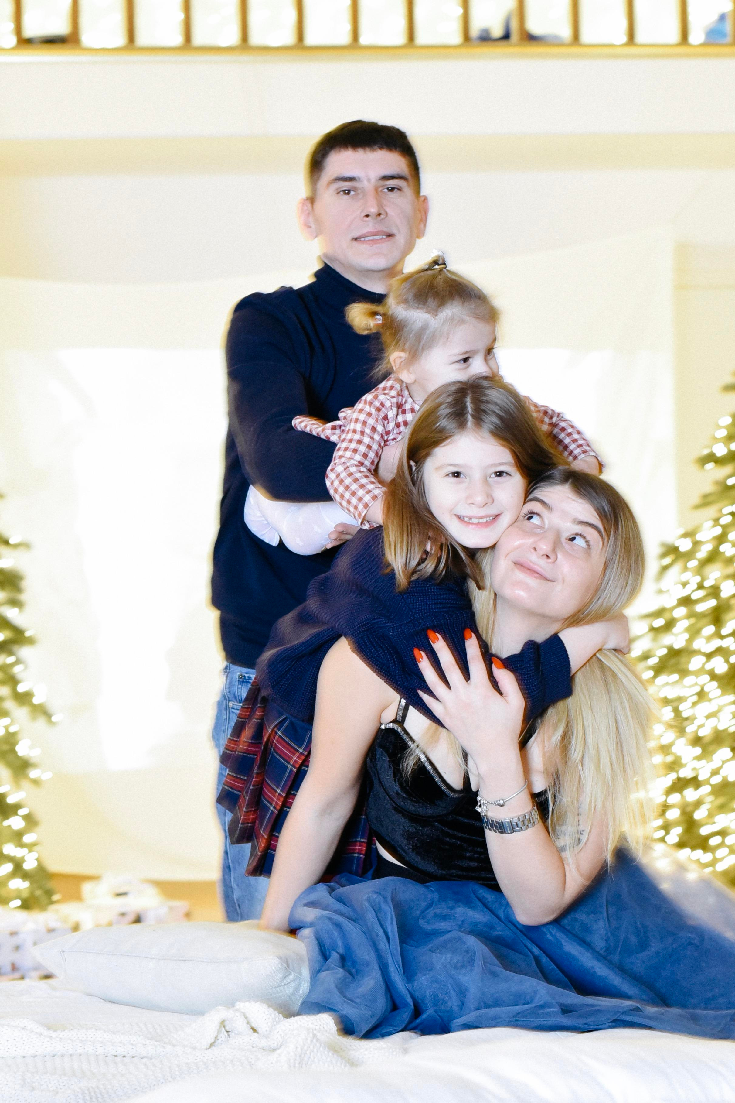 Александра, Илья и девочки Новогодняя. Фотограф Лола Волна, город Москва