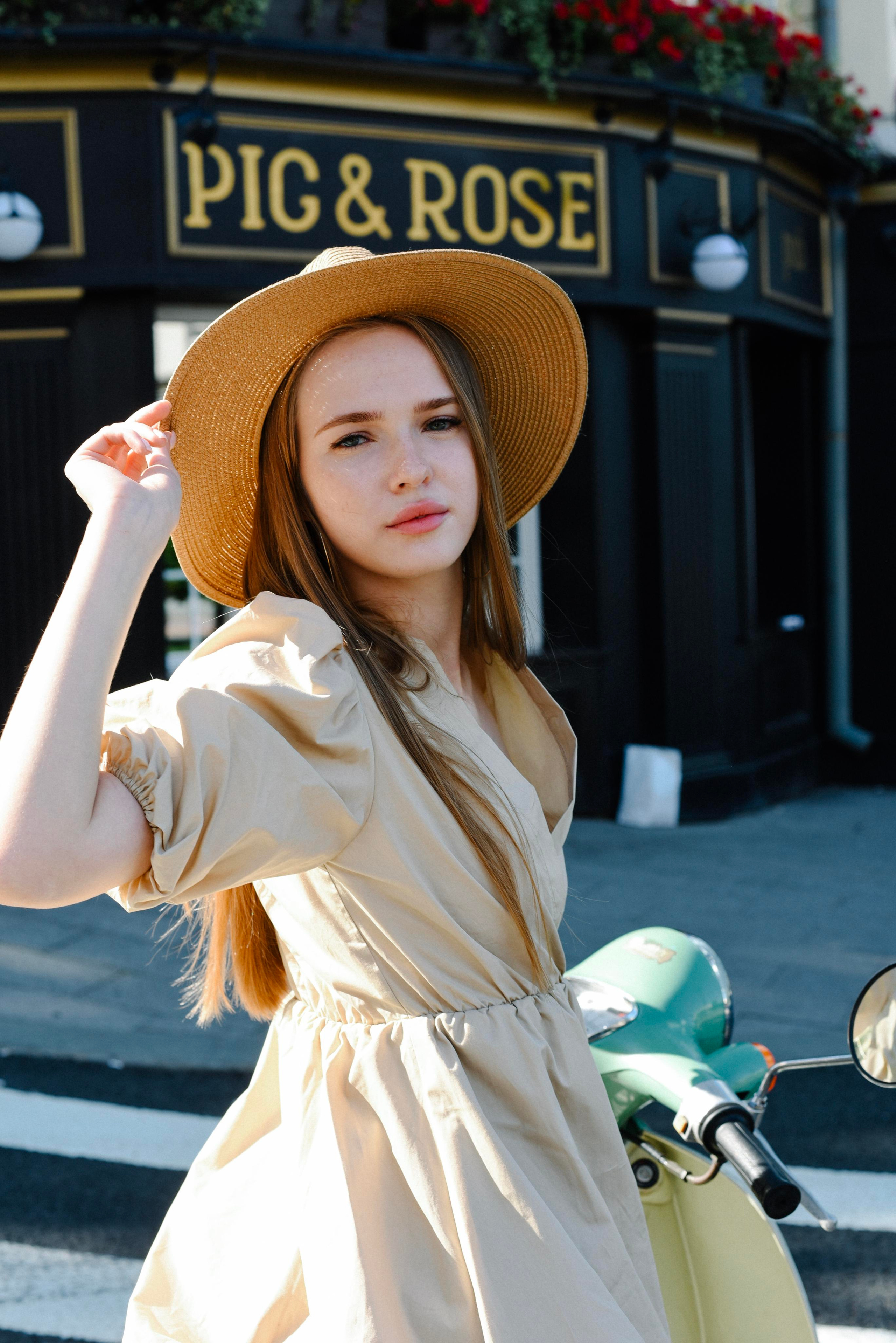 Татьяна Ретро мопед. Фотограф Лола Волна, город Москва