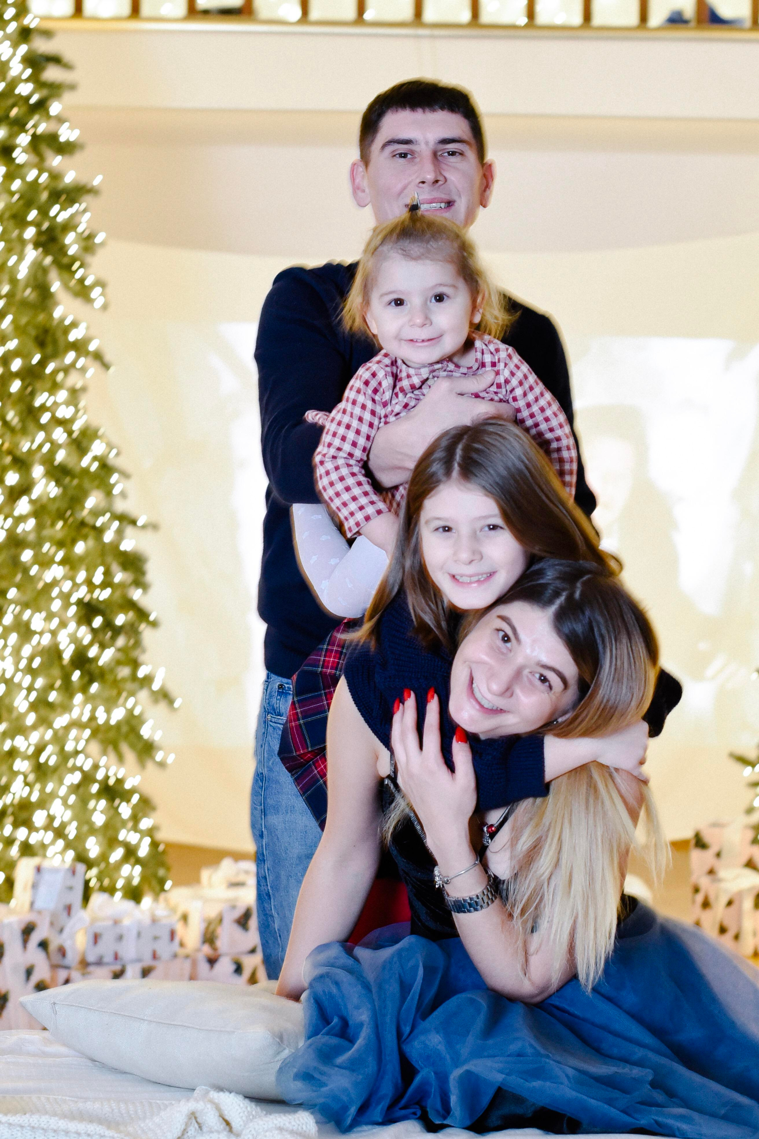 Александра, Илья и девочки Новогодняя. Фотограф Лола Волна, город Москва