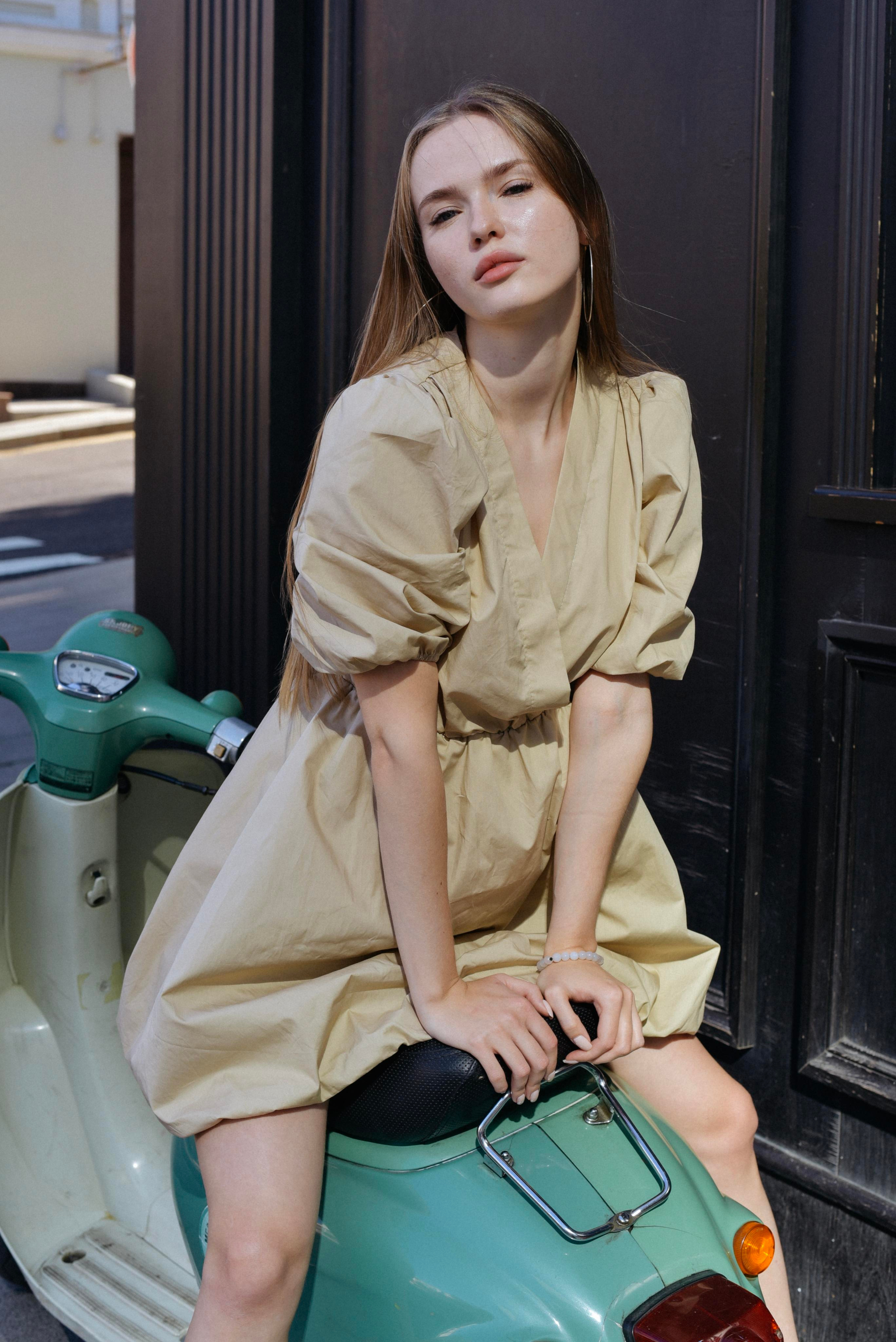 Татьяна Ретро мопед. Фотограф Лола Волна, город Москва