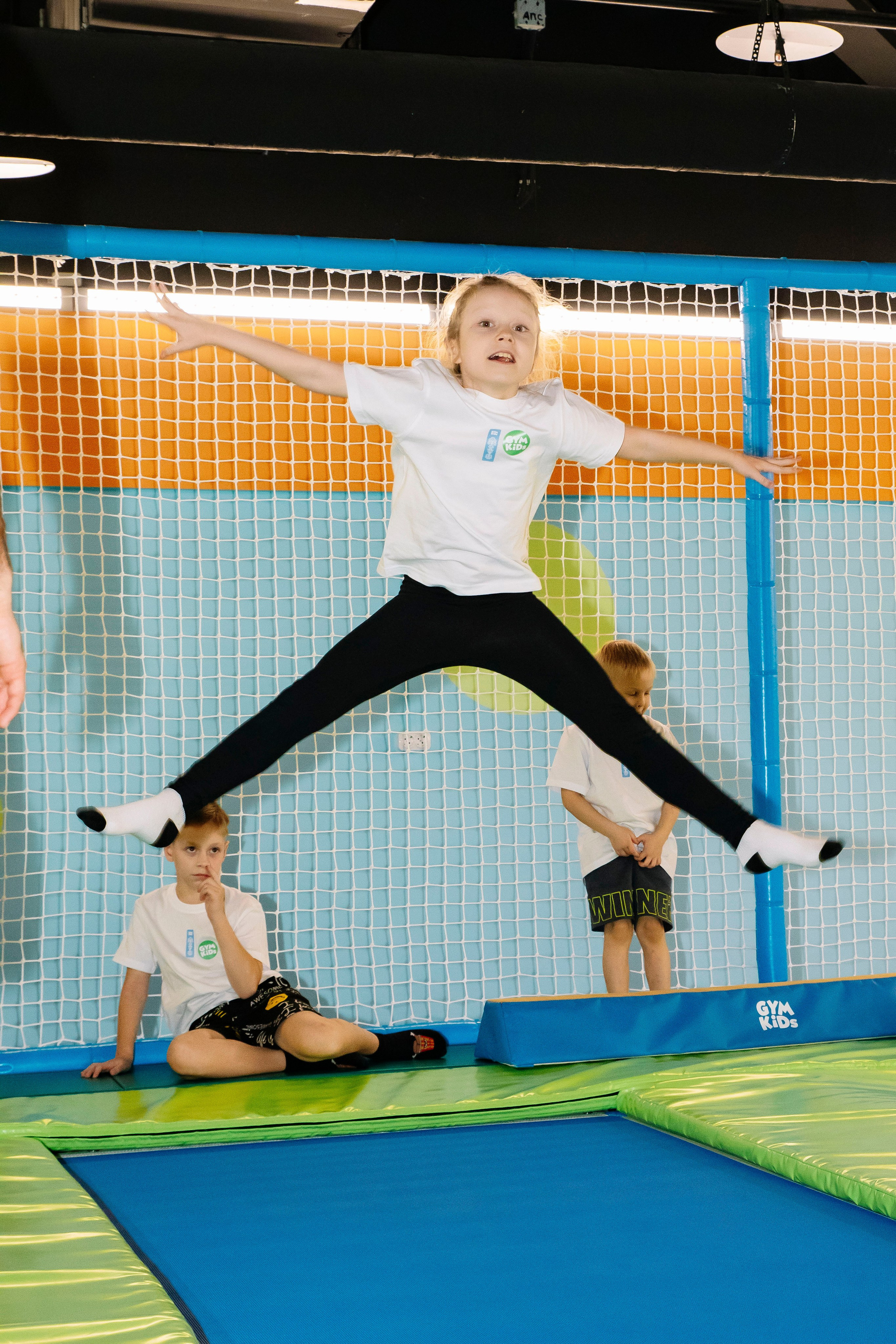 Соревнования по гимнастике в Gymkids Чертаново. Профессиональный фотограф в Москве | Заказать фотосессию и съемку