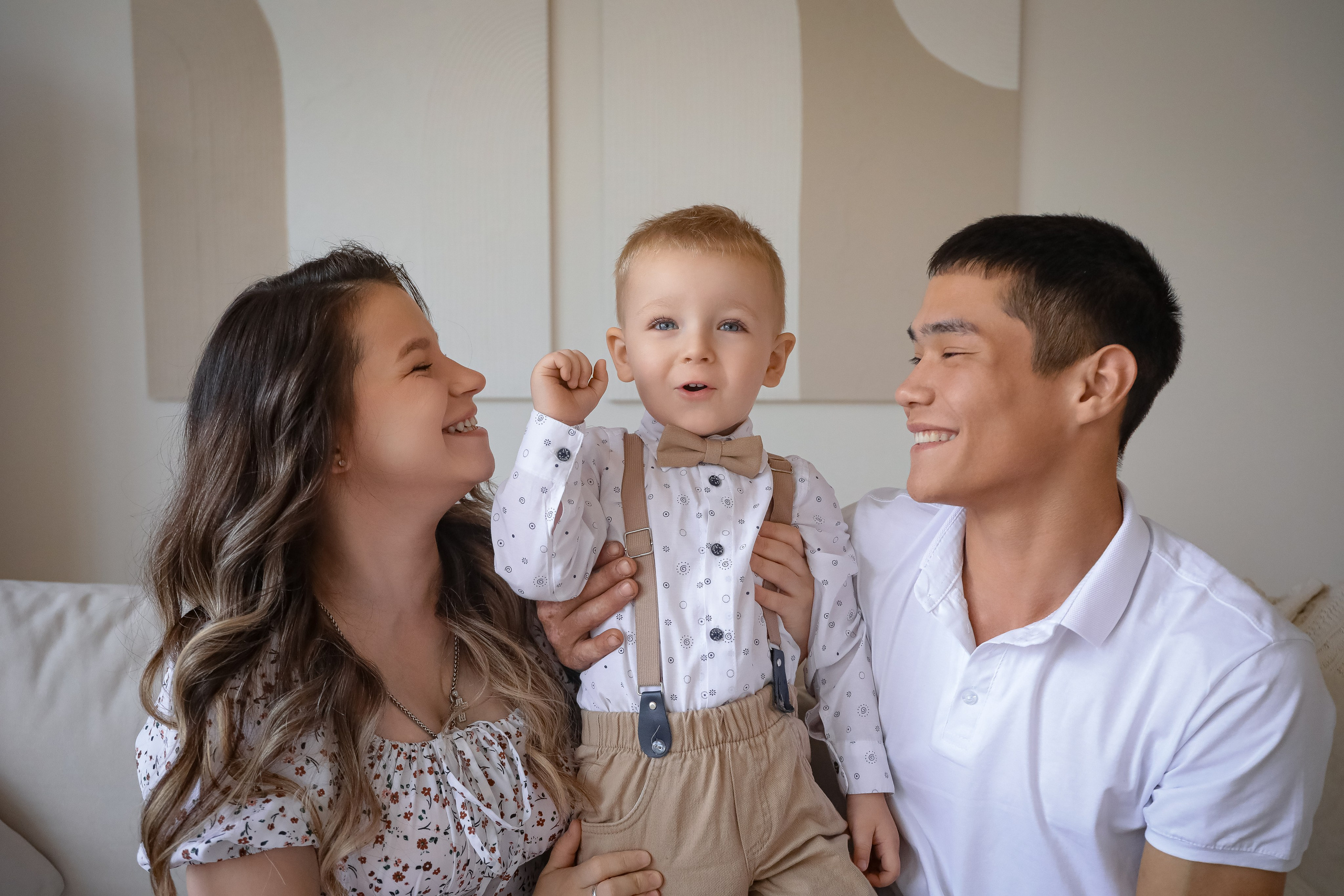 Роман, Алина и дети. Фотограф г. Хабаровск. Семейные и индивидуальные съёмки