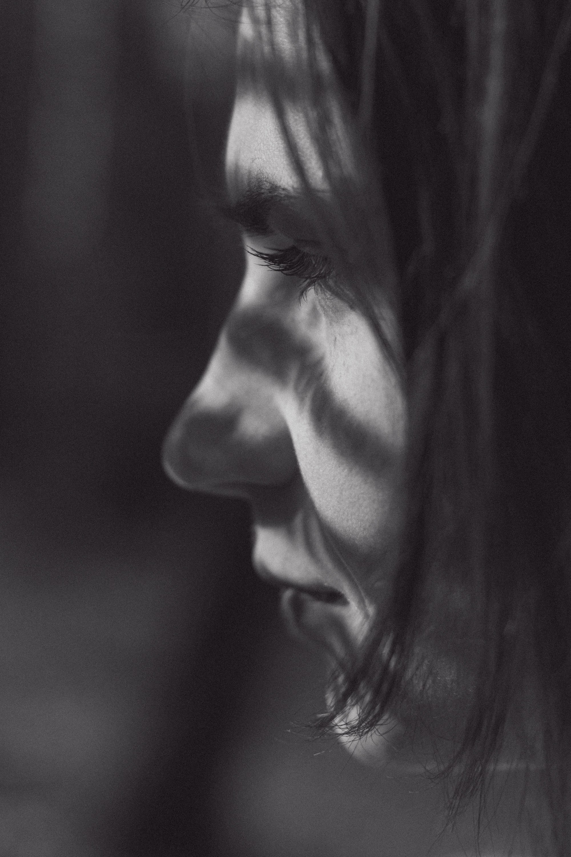 Ксения и папоротник / Ак-Кайын. Фотограф Наталья Гончарова. Снимаю живые портреты в Алматы