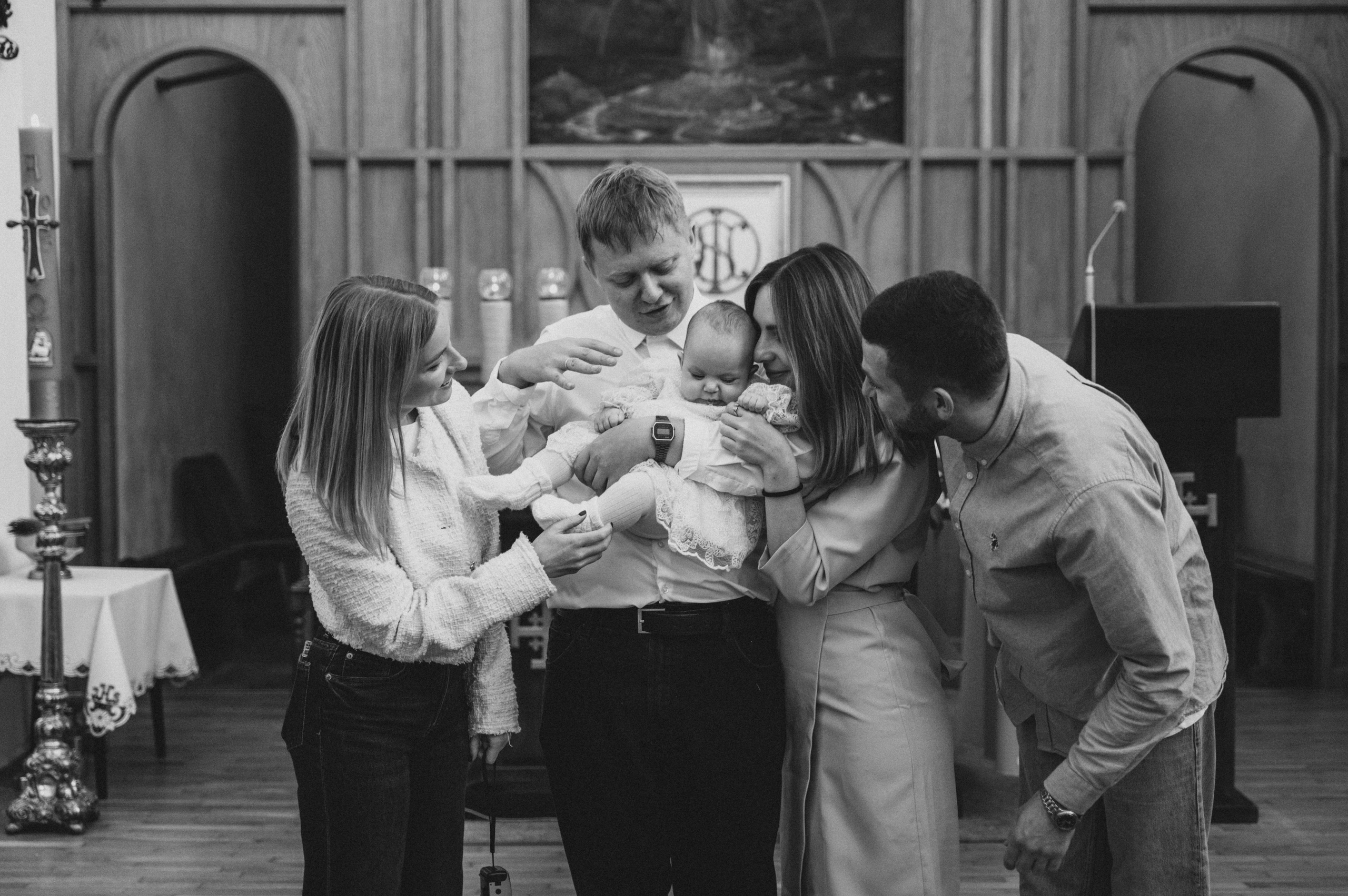 Крещение Эмили (Золотогорский костёл Пресвятой Троицы). Семейный фотограф в Минске Дарья Дреко