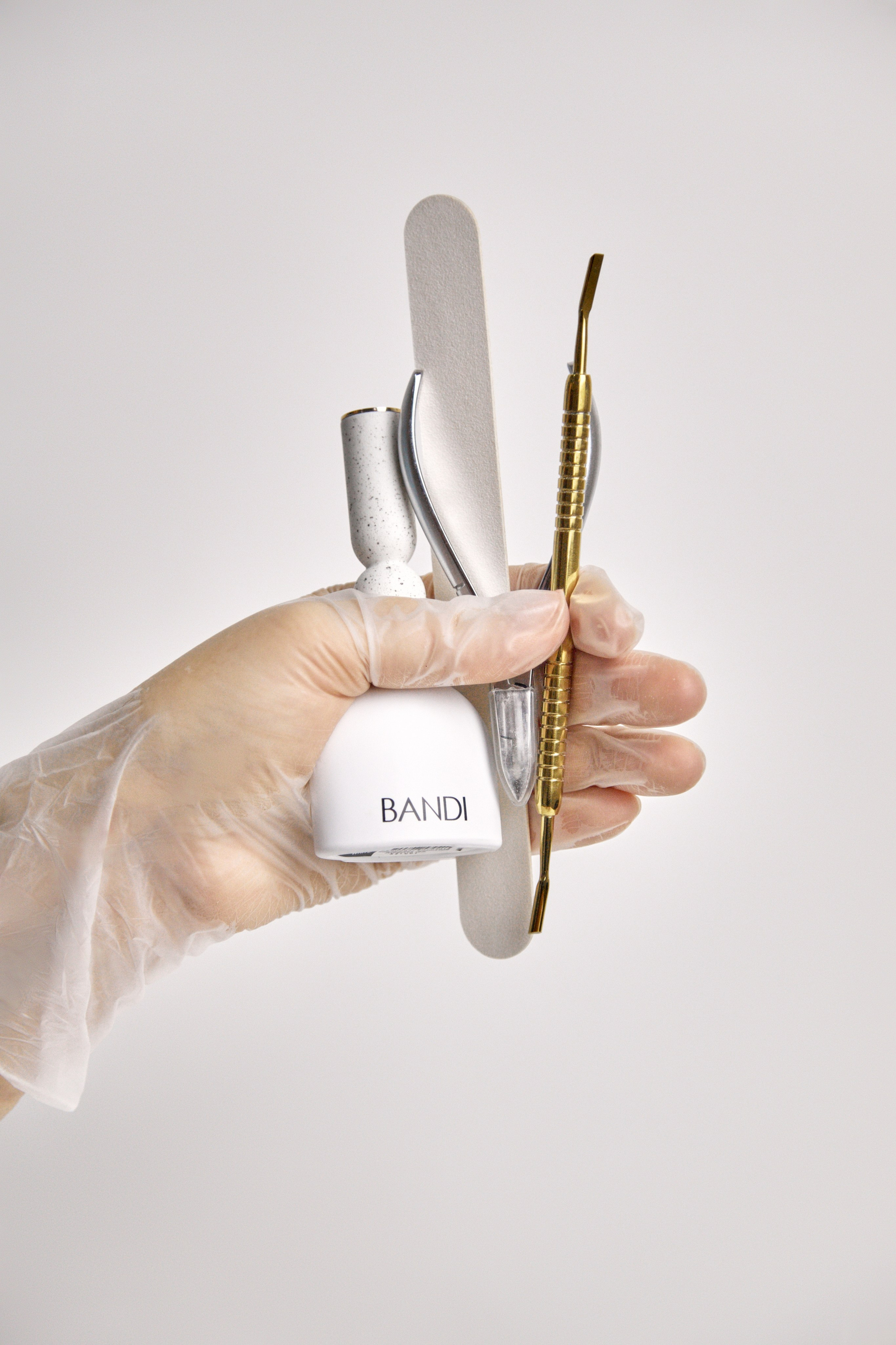 Ольга Валавина — мастер коллаген-педикюра и аппаратного маникюра. Фотограф Челябинск — Кирилл Устюжанин