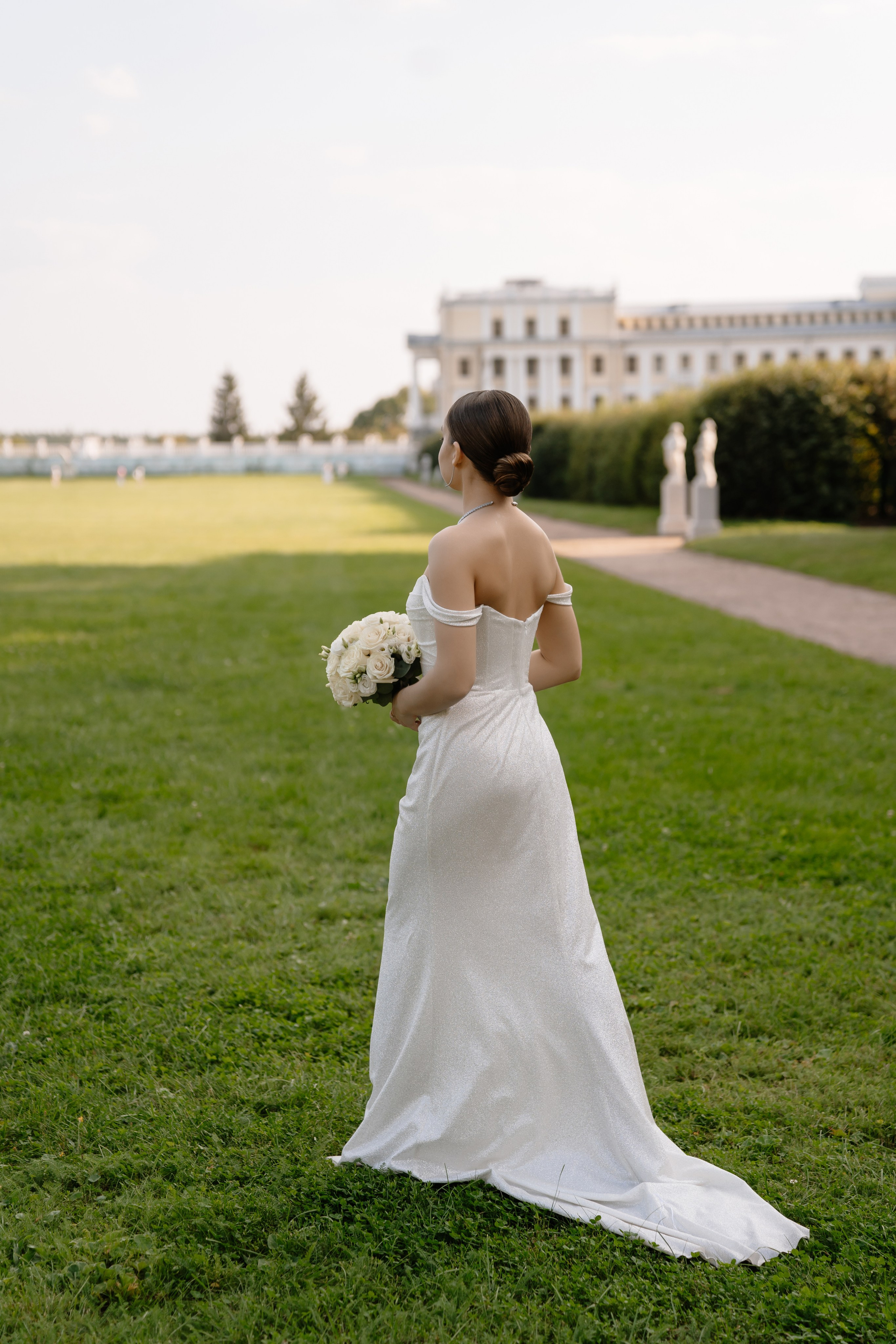 Свадебная фотосессия в парке Архангельское. Свадебный и семейный фотограф в Москве Светлана Зоткина