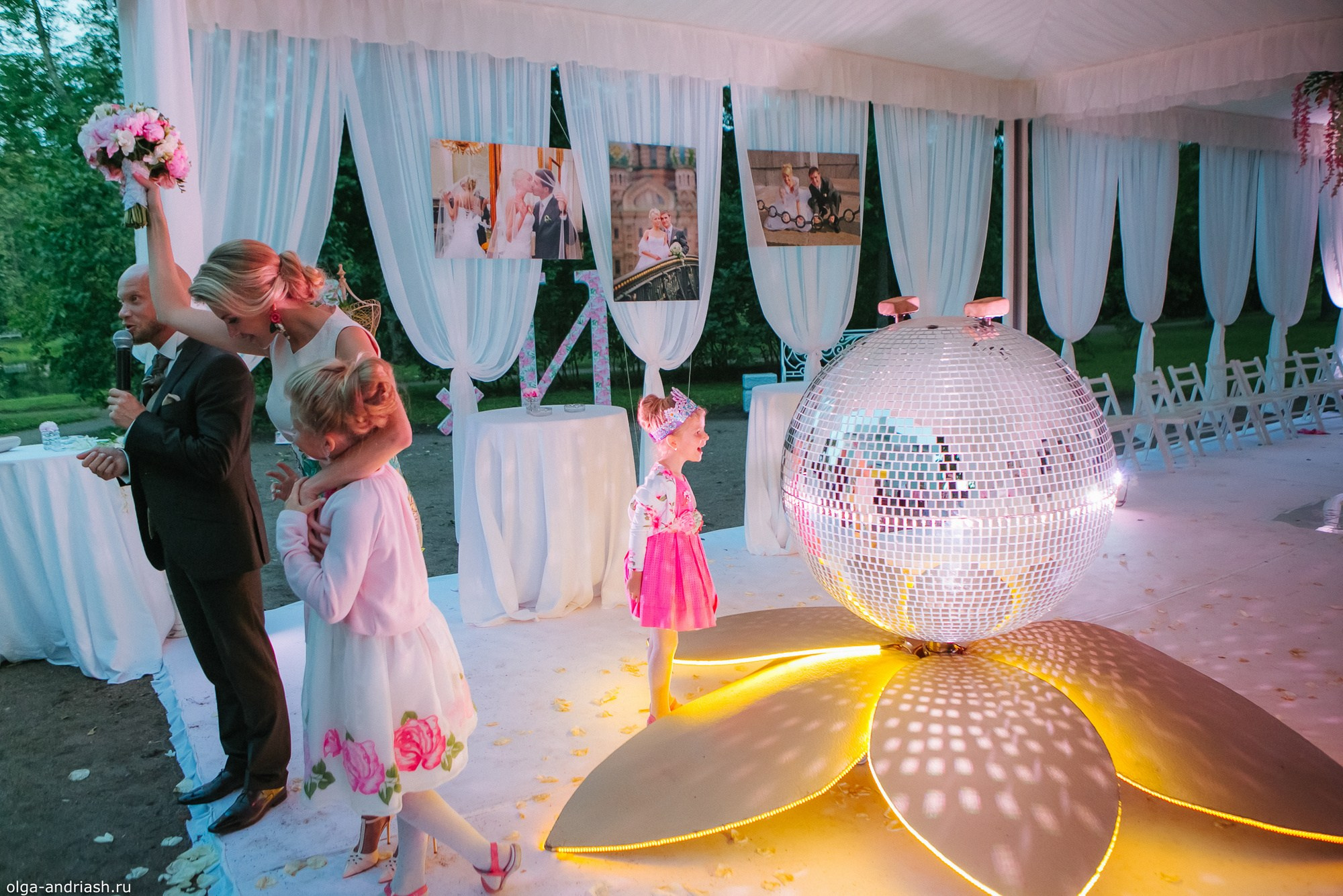 10-я годовщина свадьбы. Семейный, портретный и свадебный фотограф в Санкт-Петербурге и Москве