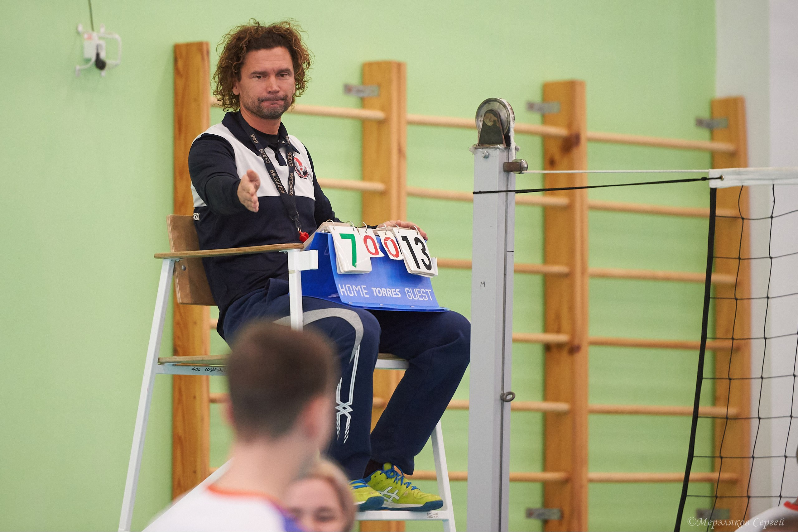 Новогодний волейбольный турнир. Ижевск. 16.12.23. Спортивный репортажный фотограф в Ижевске Сергей Мерзляков