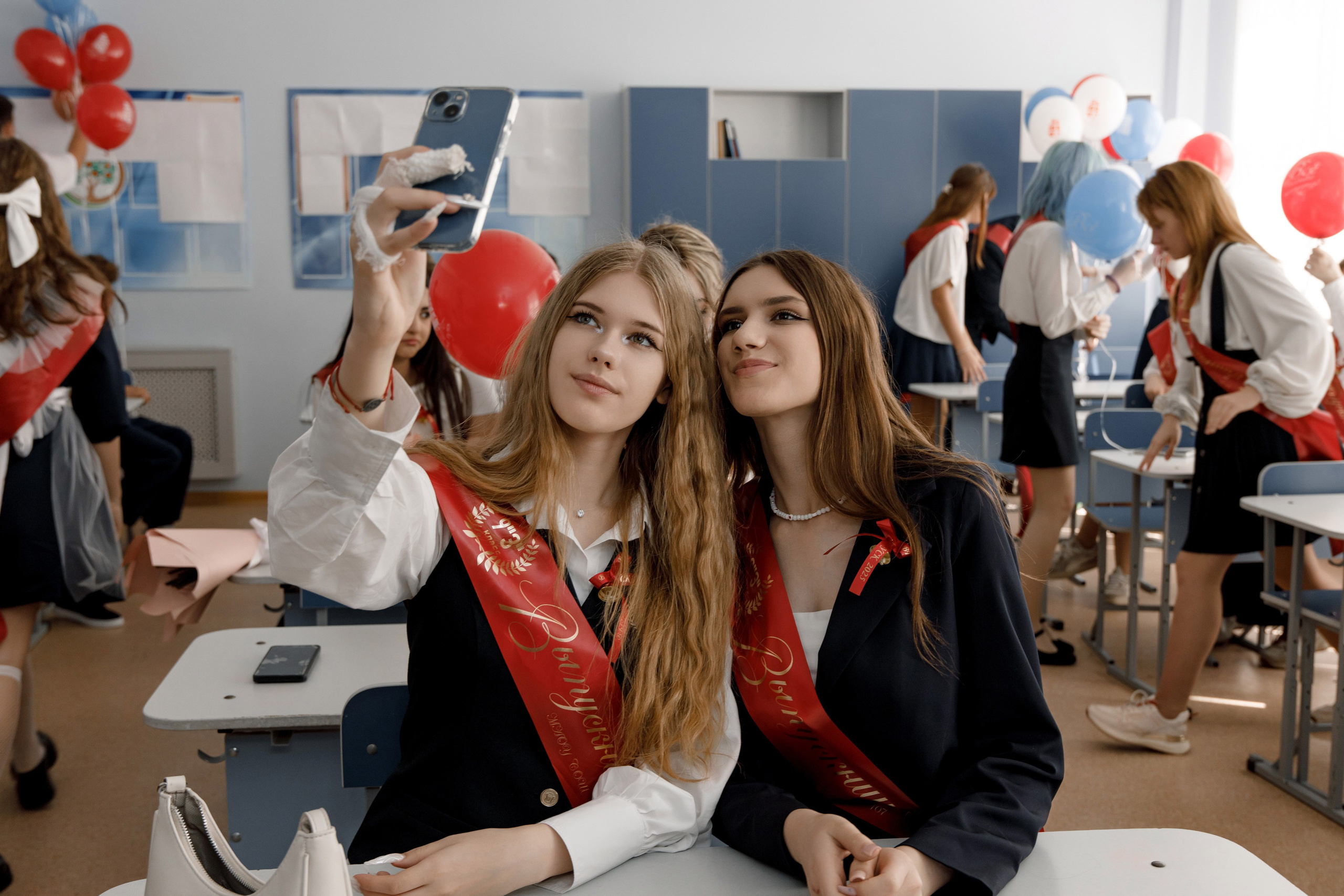 Школа 107 г. Краснодар. Выпускные альбомы в Краснодарском крае