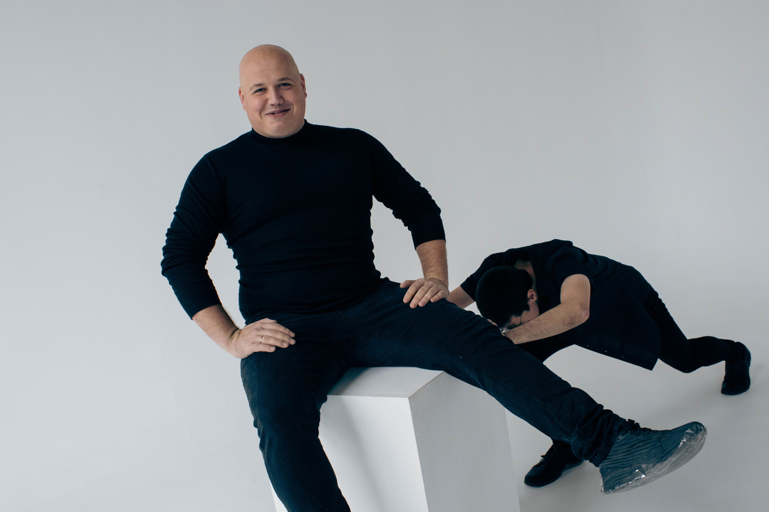 СТУДИЯ. Уличный фотограф Города N