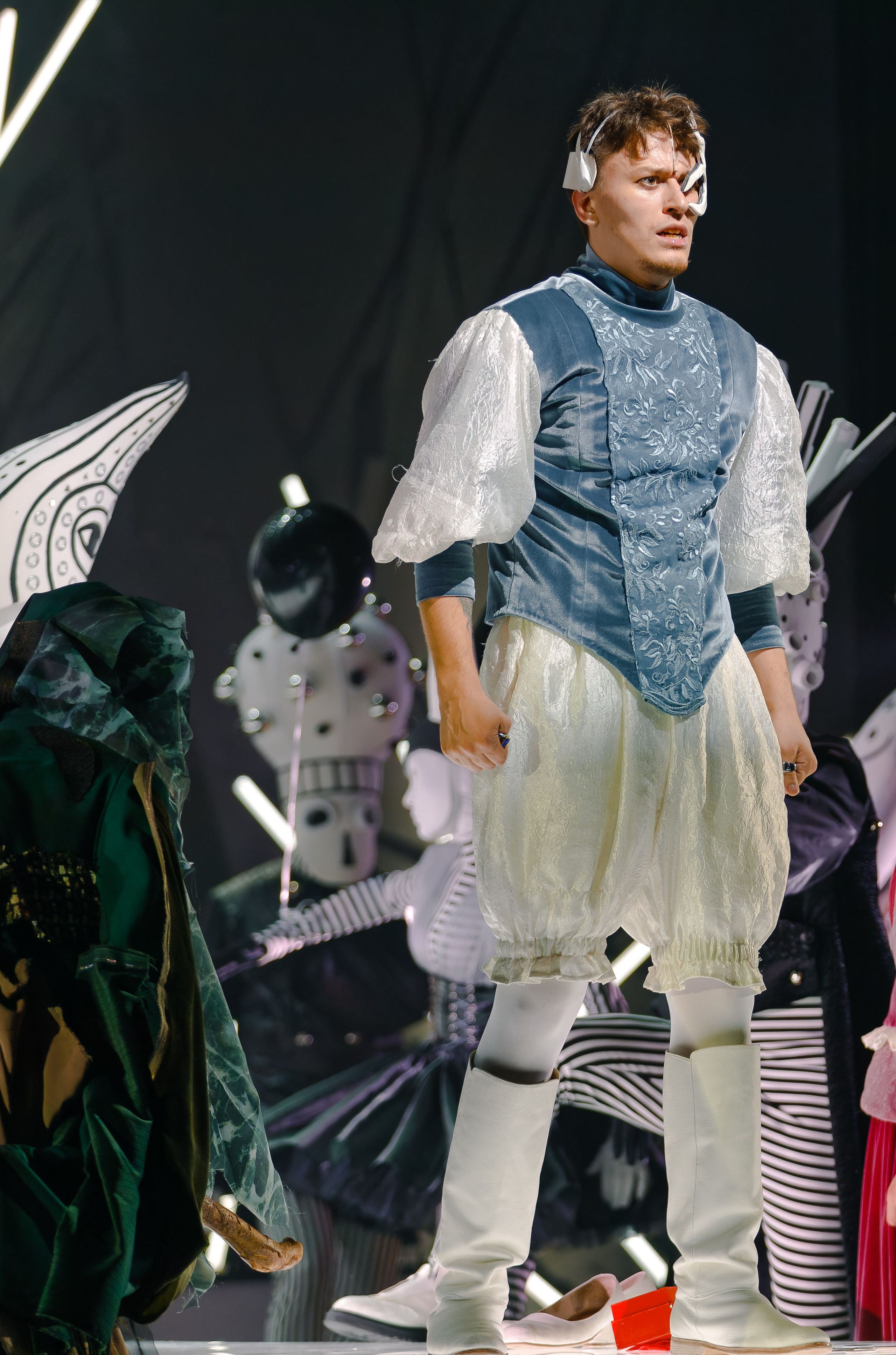 Любовь к трем апельсинам_Чехов Центр. Фотограф. г. Южно-Сахалинск. Олег Толстов