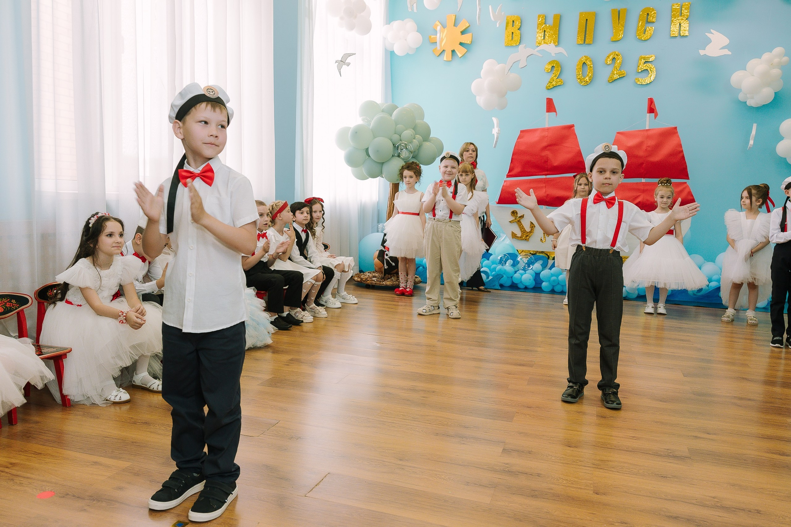 Выпускной 10 ДС. Выпускные альбомы Натальи Бутко: Новороссийск, Анапа, Геленджик