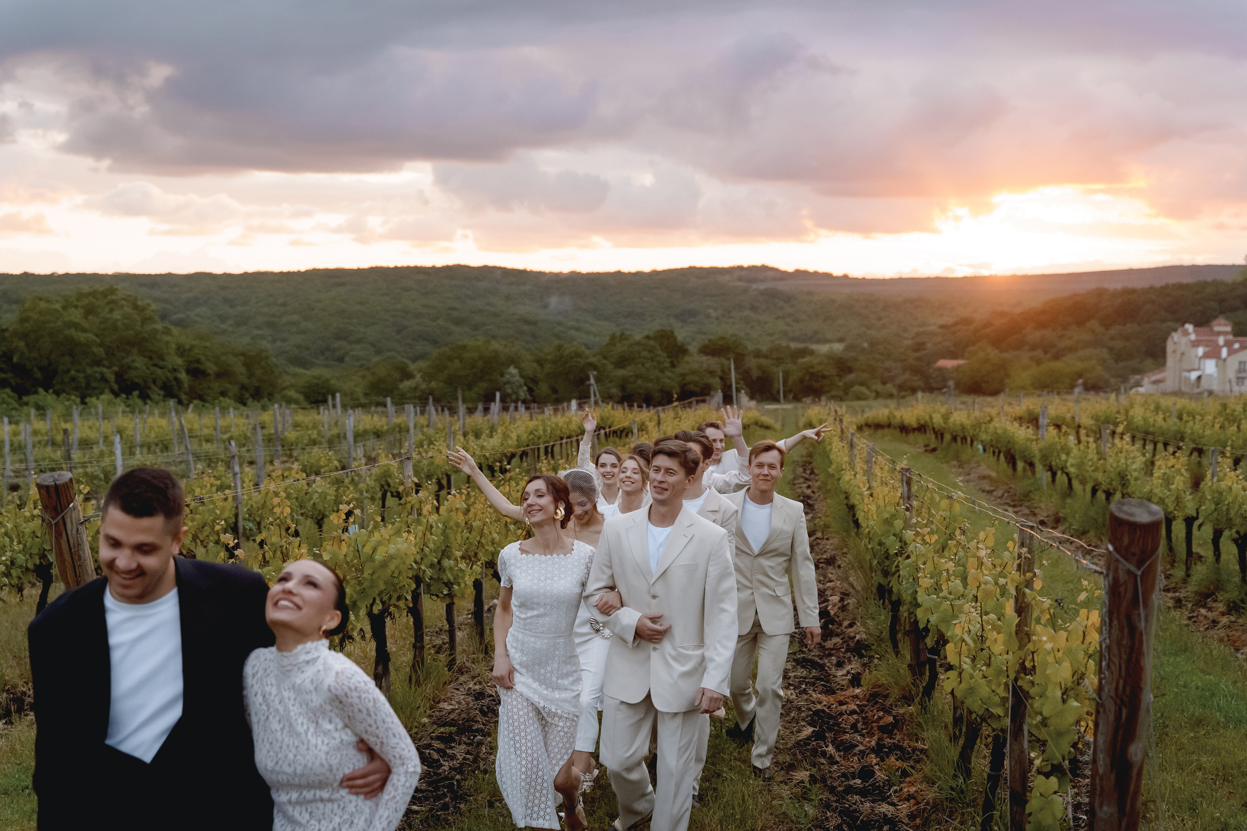 Как провести свадебный банкет не в ресторане, а на природе с видом на виноградники