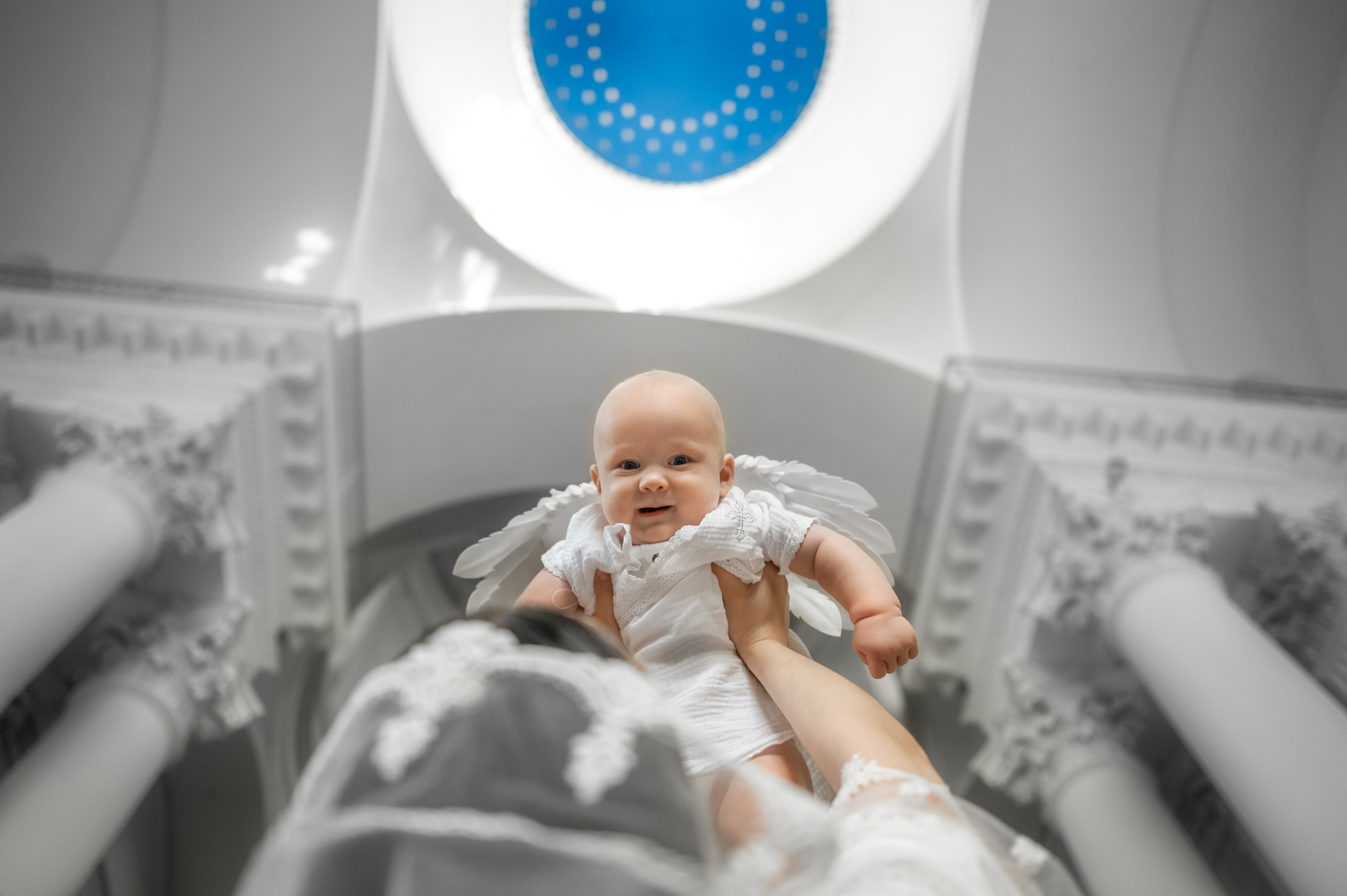 Крещение в Троице-Измайловском соборе. Фотограф на крещение и венчание, семейный фотограф в Санкт-Петербурге