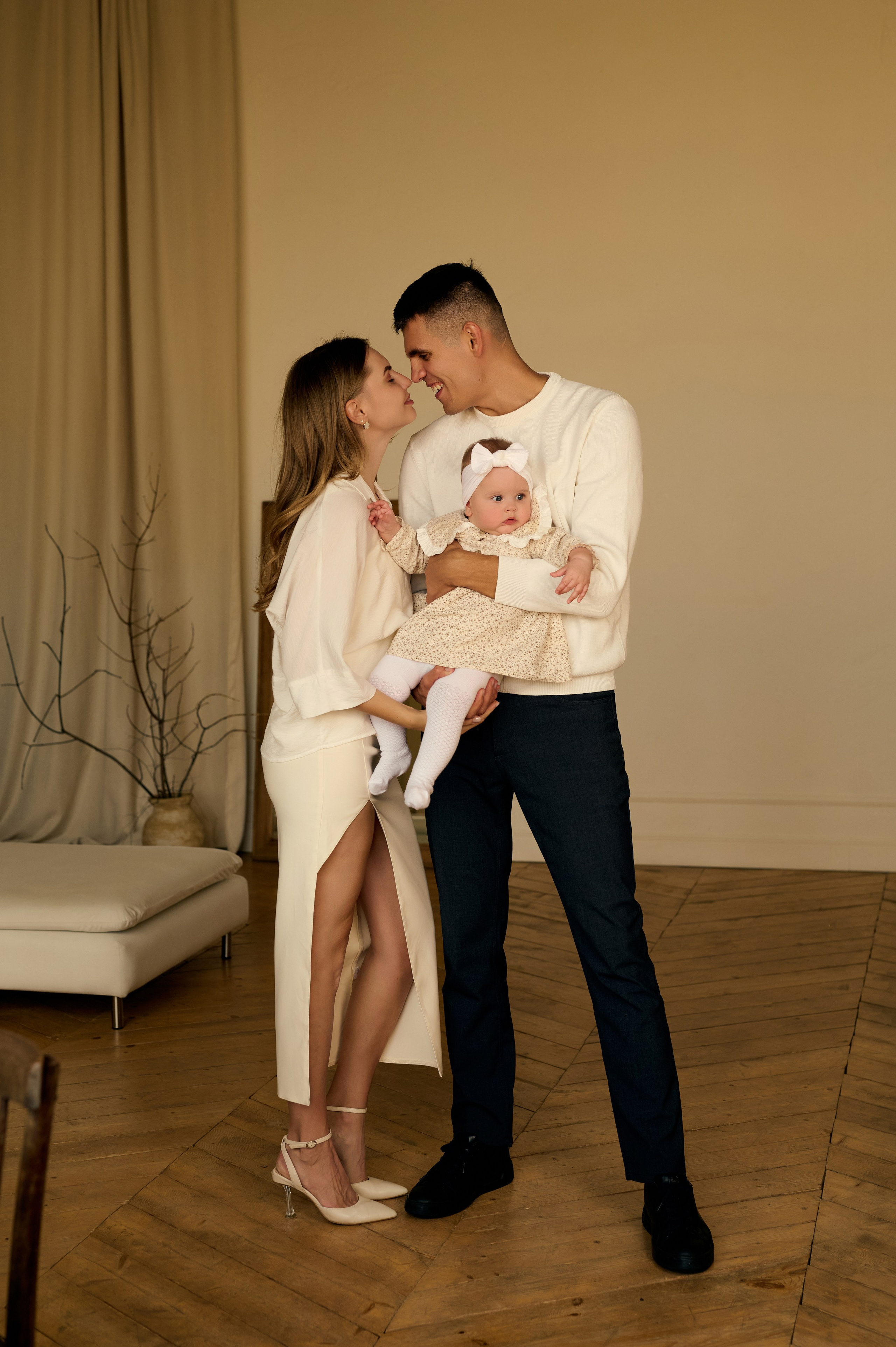 Анечка и Стас с Алиночкой. Фотограф в Краснодаре Скубицкая Альбина