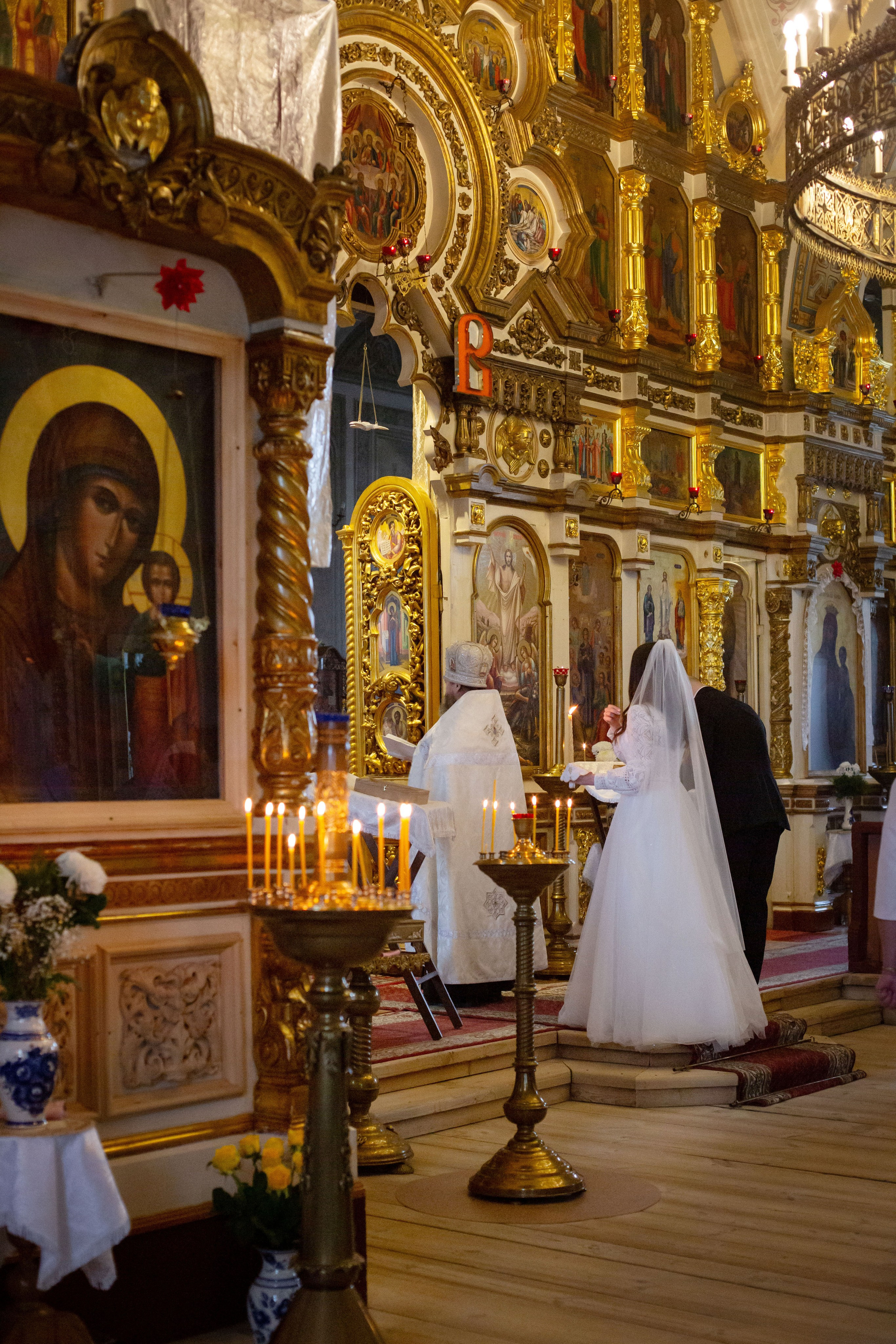Венчание Дмитрий и Елена Воскресенский храм. Семейный и детский фотограф Анна Петракова