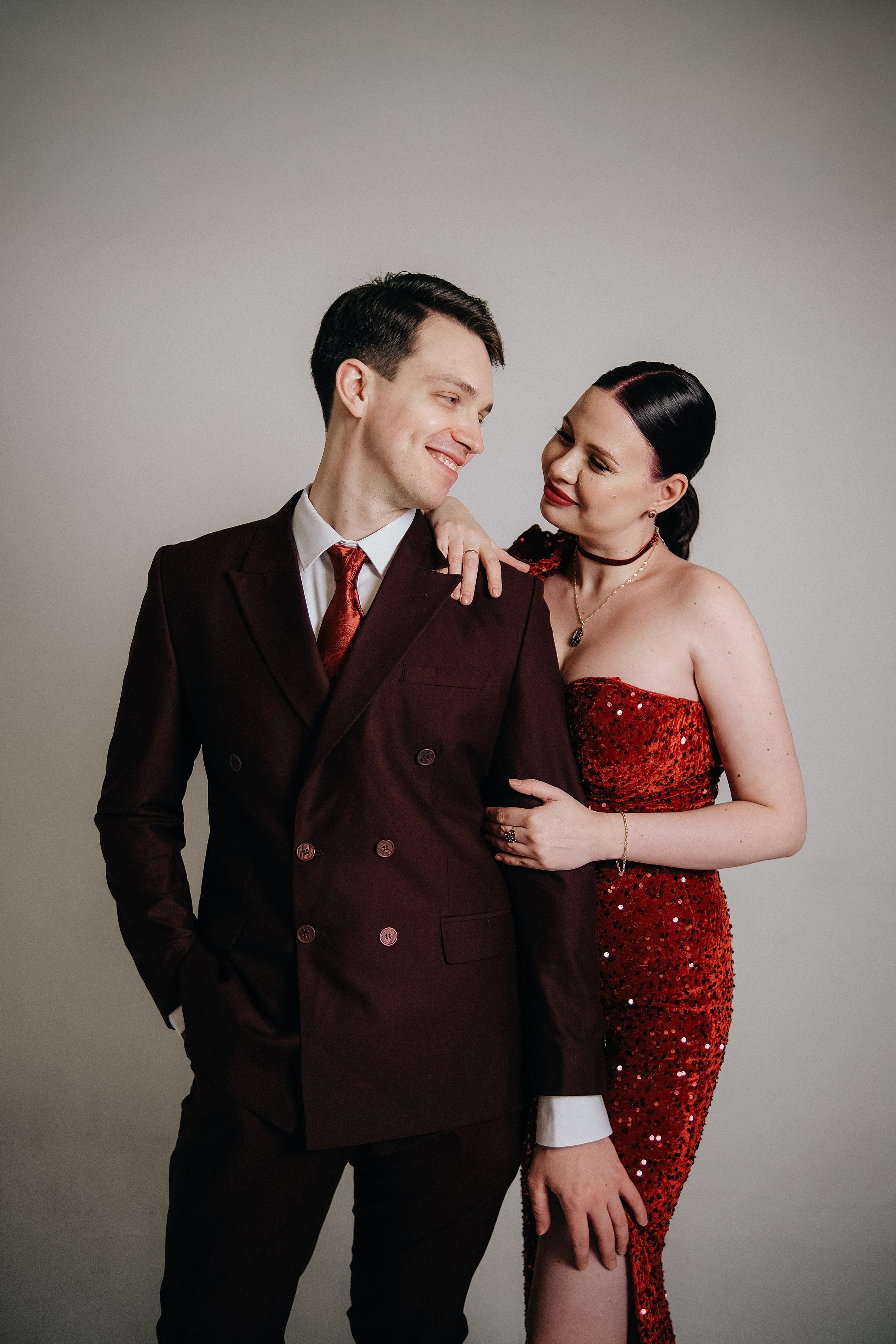 Галя & Влад. Phdkvmr.ru