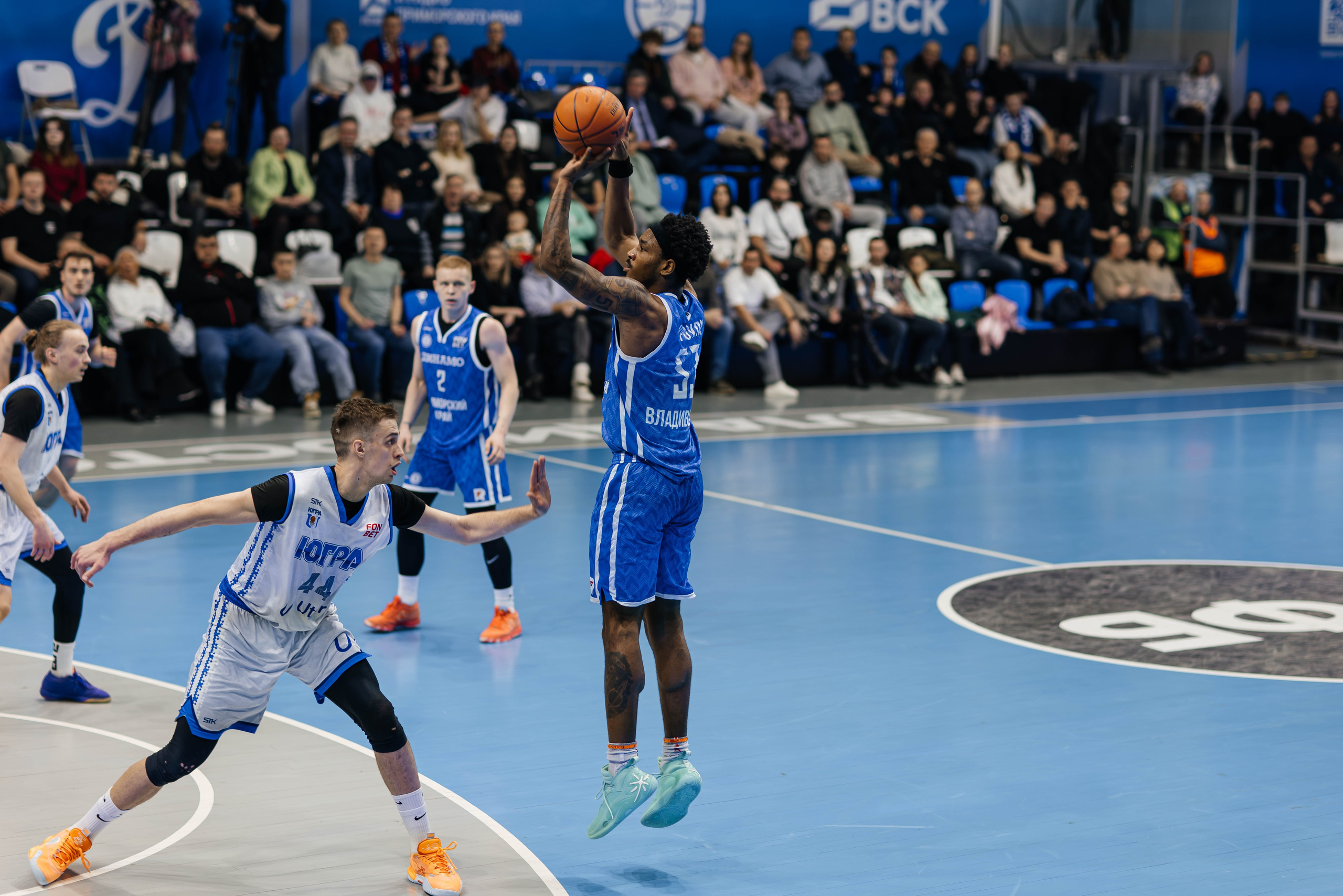 Баскетбол — Динамо. Репортажный и свадебный фотограф во Владивостоке Максим Цой