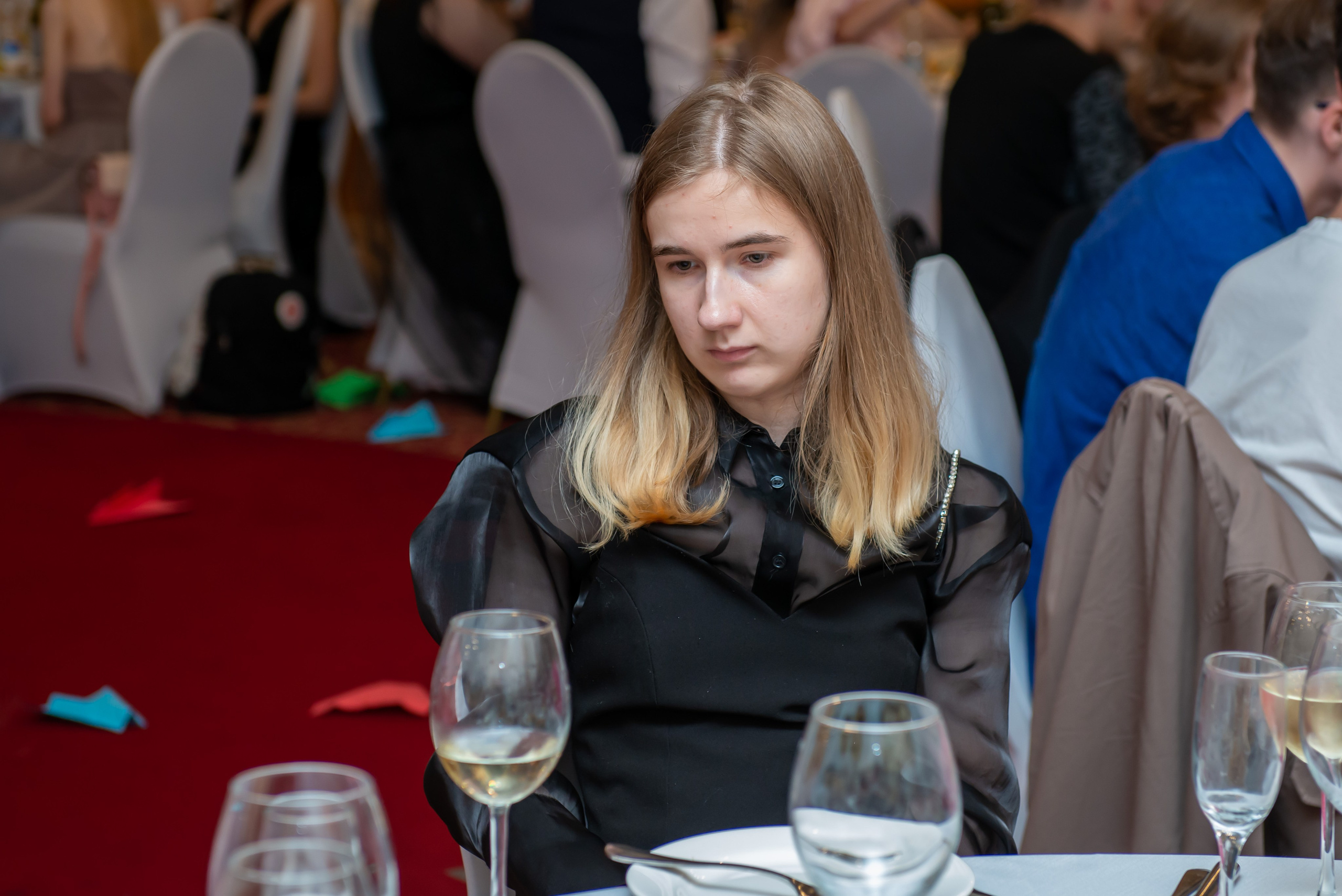 Выпускной вечер в гимназии № 37, ресторан La Ronde