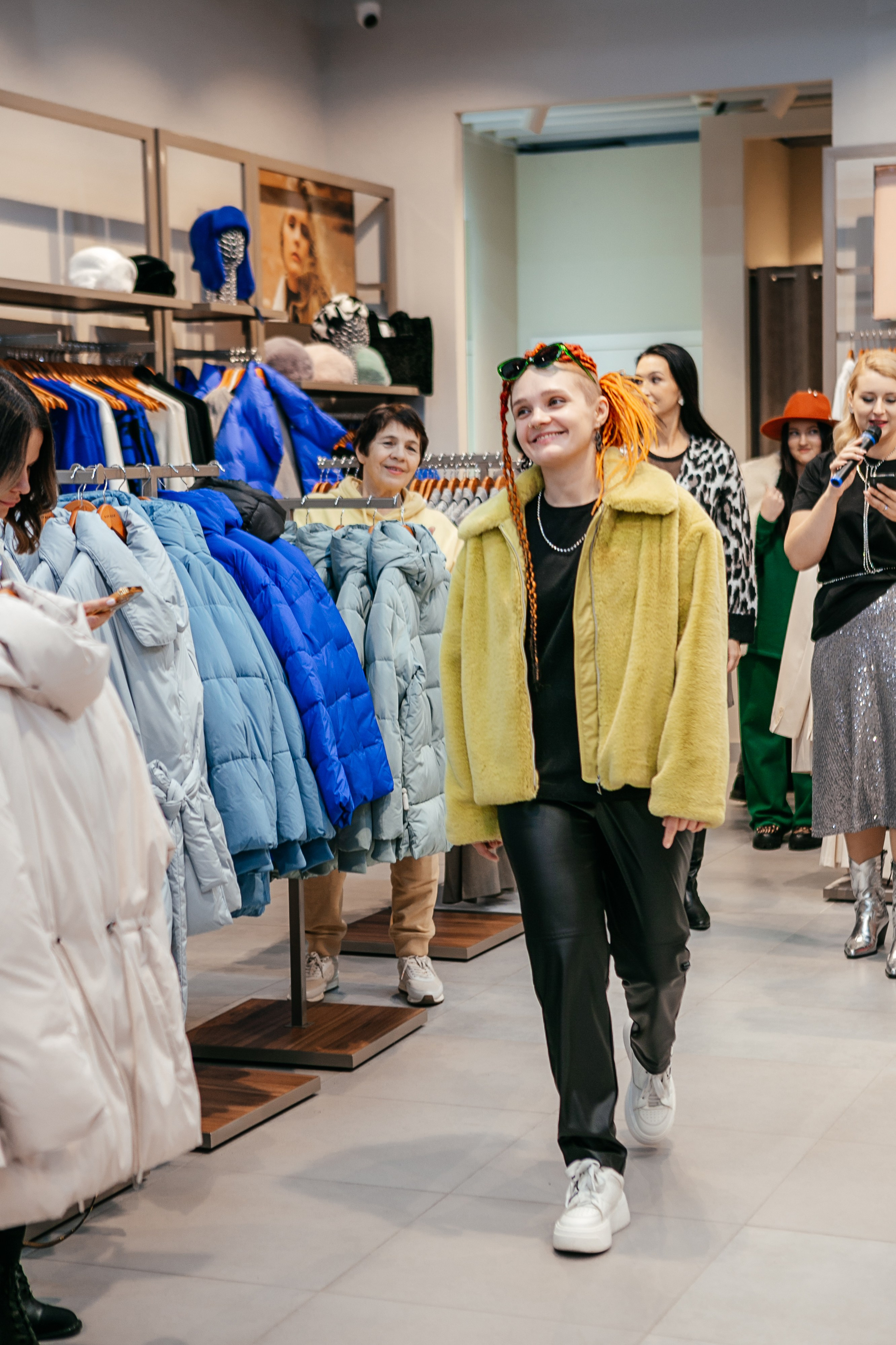 Открытие магазина SAVAGE. Контент фотограф, съемка для маркетплейсов, фуд съемка и репортажи в Новосибирске Ралия Галеева