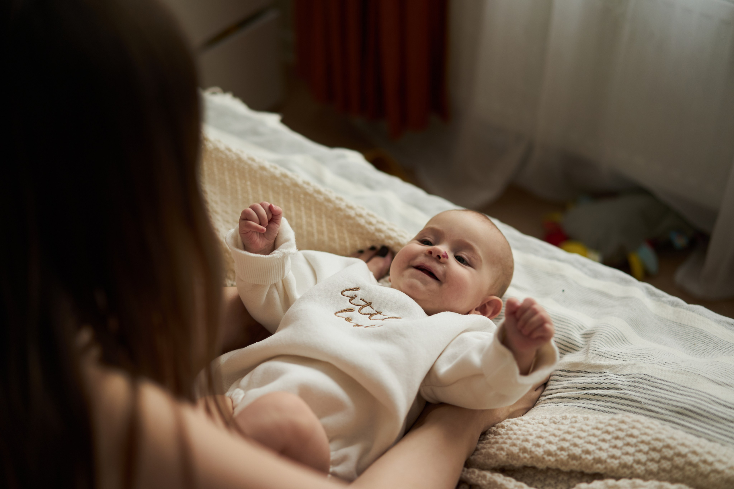 Семейная фотосессия дома. Фотограф Екатеринбург Кокшарова Александра