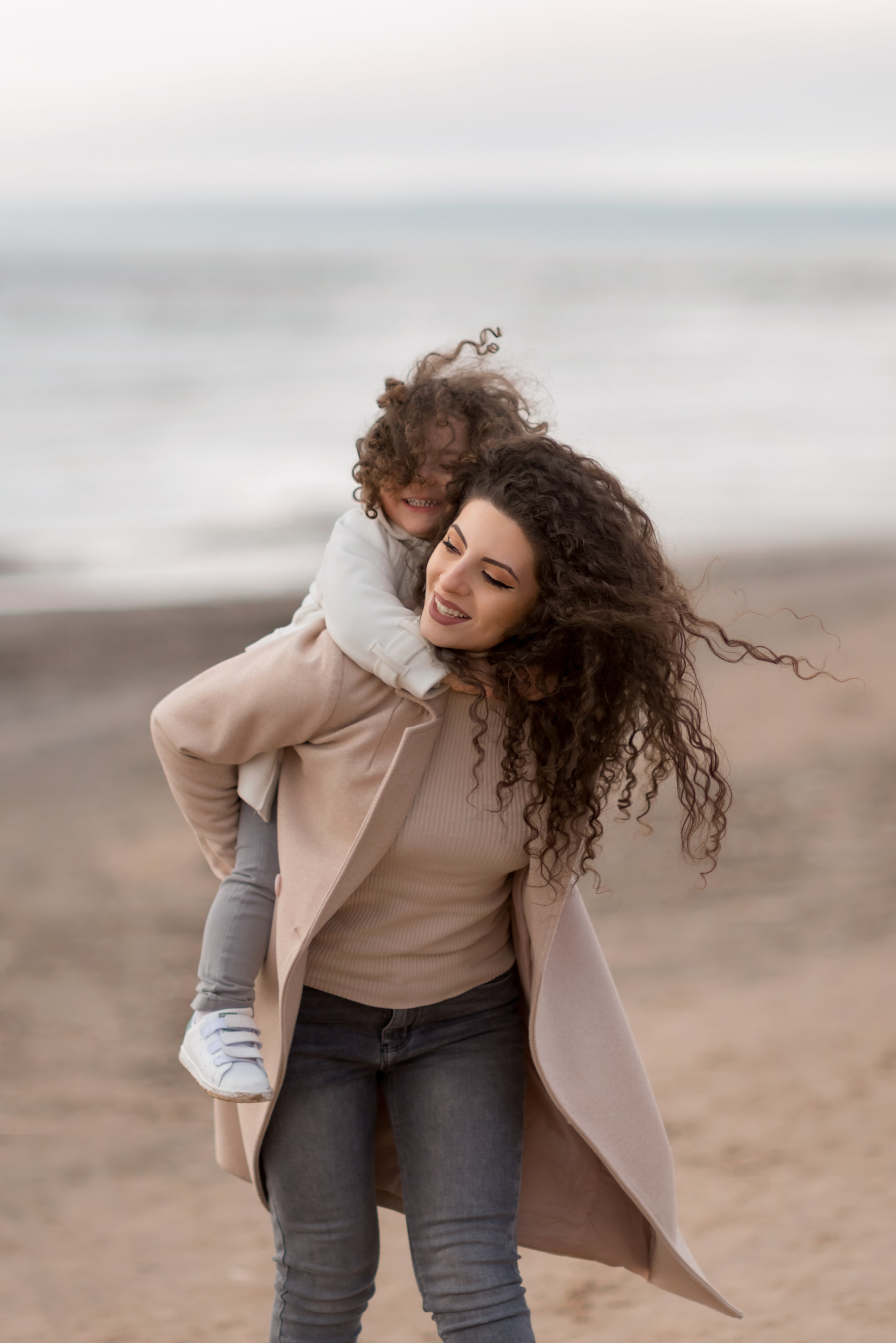 Фотосессия на Финском заливе. Диана и Элиса. Фотограф Юлия Кондратьева