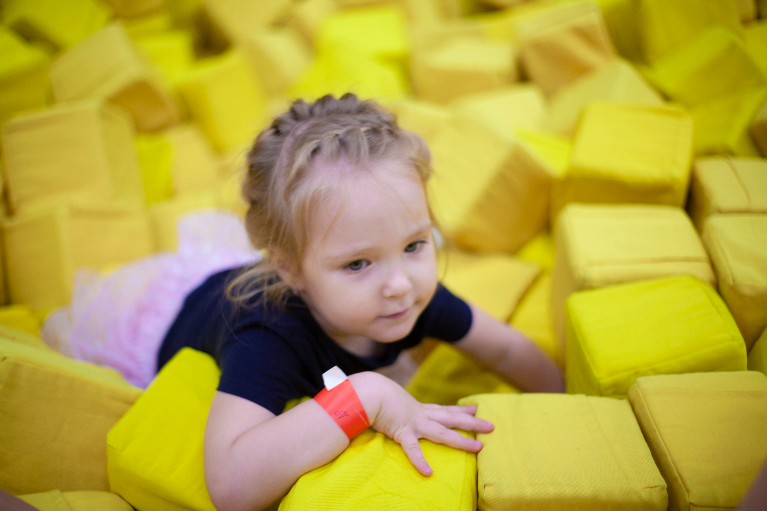 День рождения Арсюши и Стасеньки. Альбомы с самого детства. +79237847111