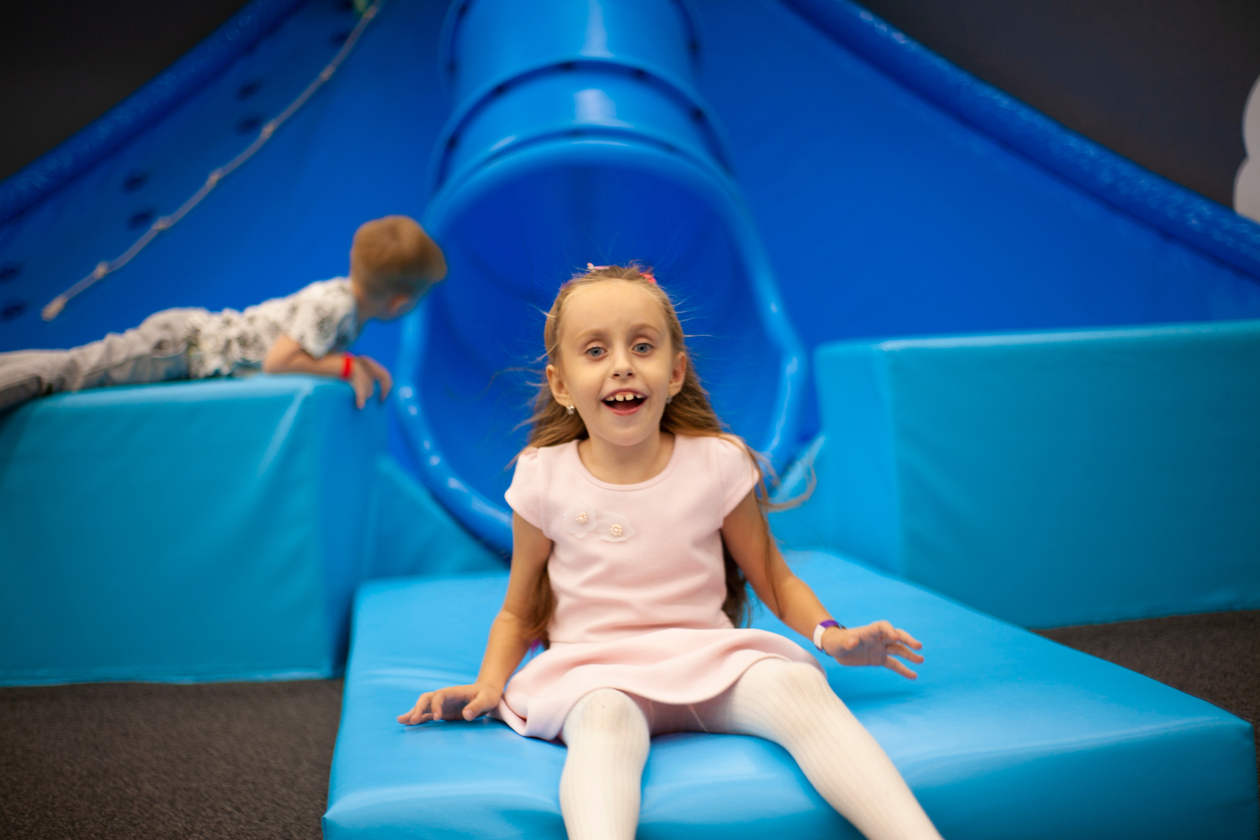 День рождения Арсюши и Стасеньки. Альбомы с самого детства. +79237847111