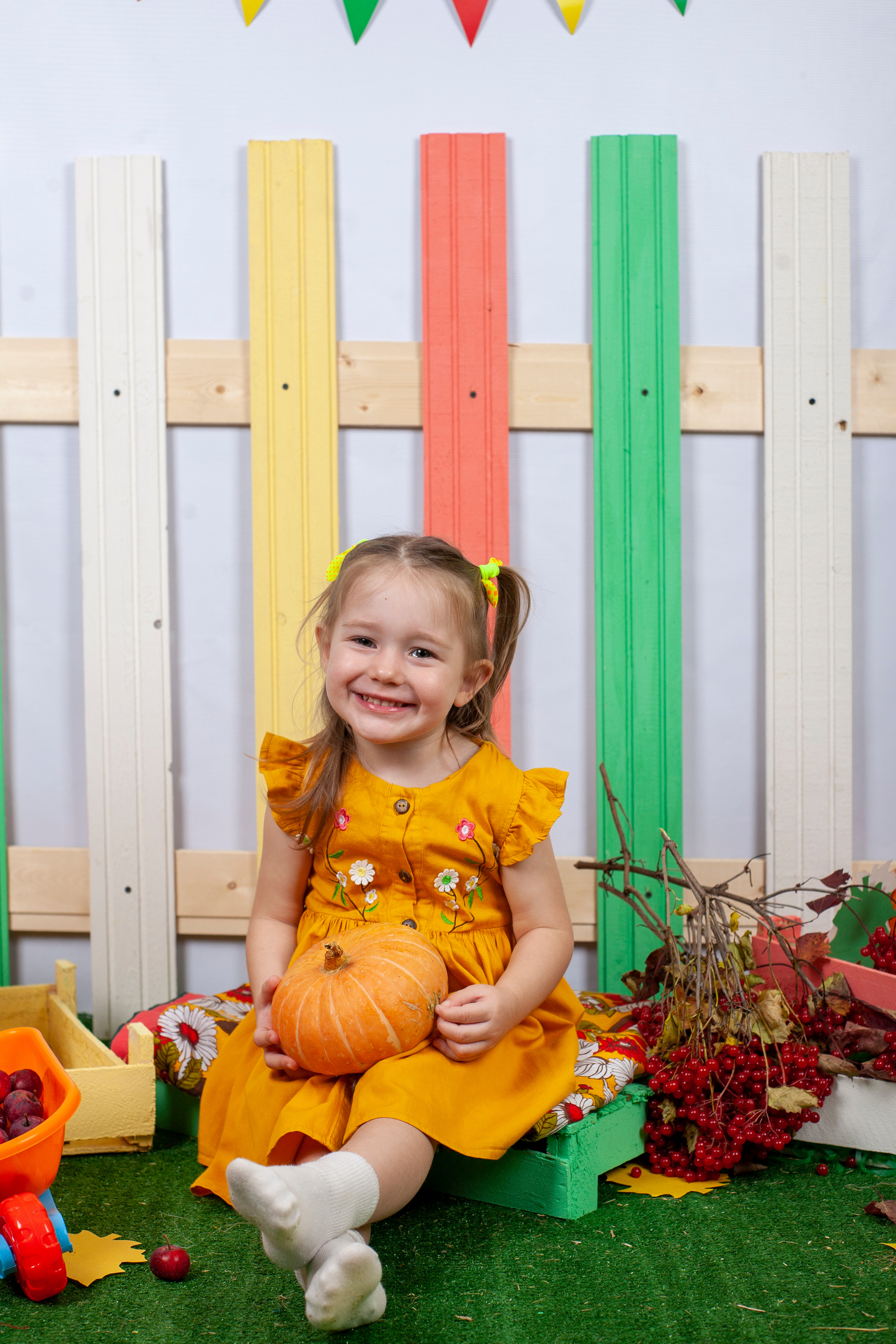 Осенняя фотосессия 2022. Альбомы с самого детства. +79237847111